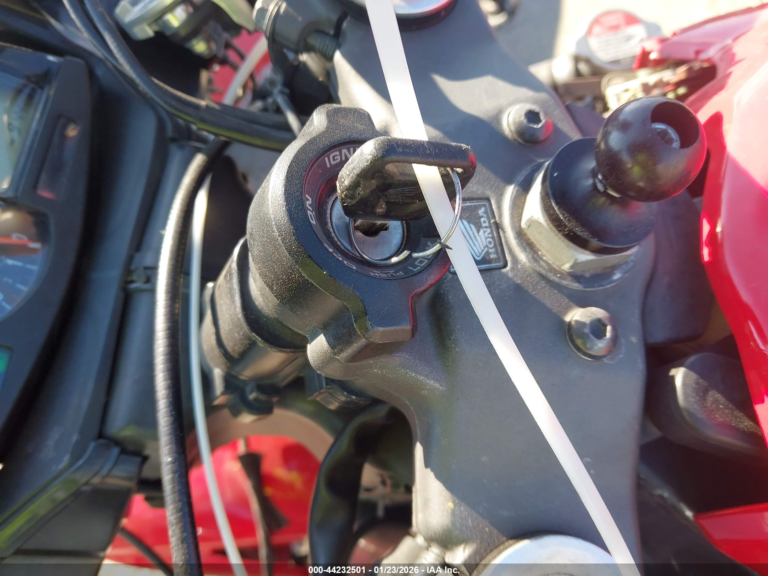 HONDA CBR600 image 11