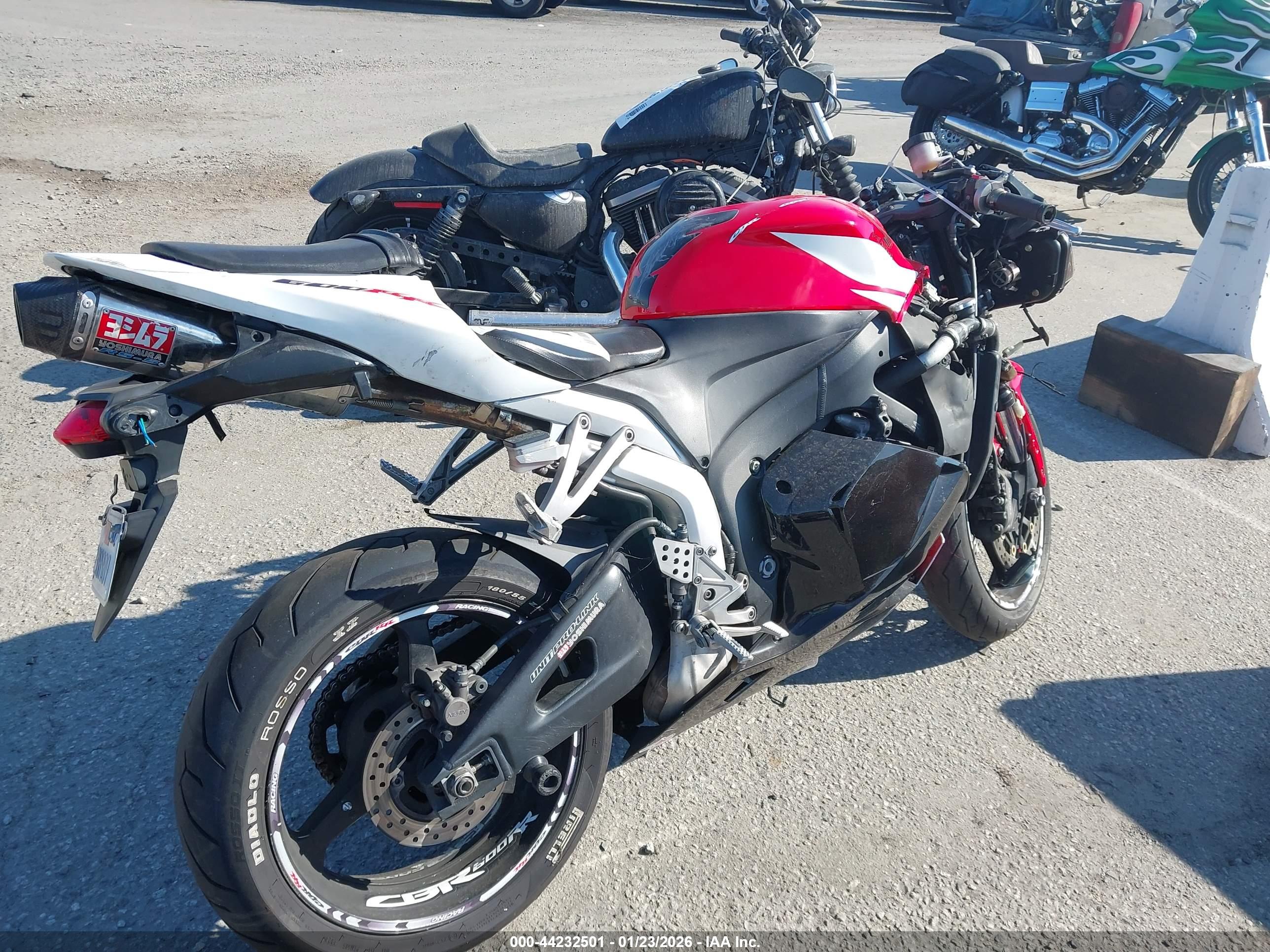 HONDA CBR600 image 4