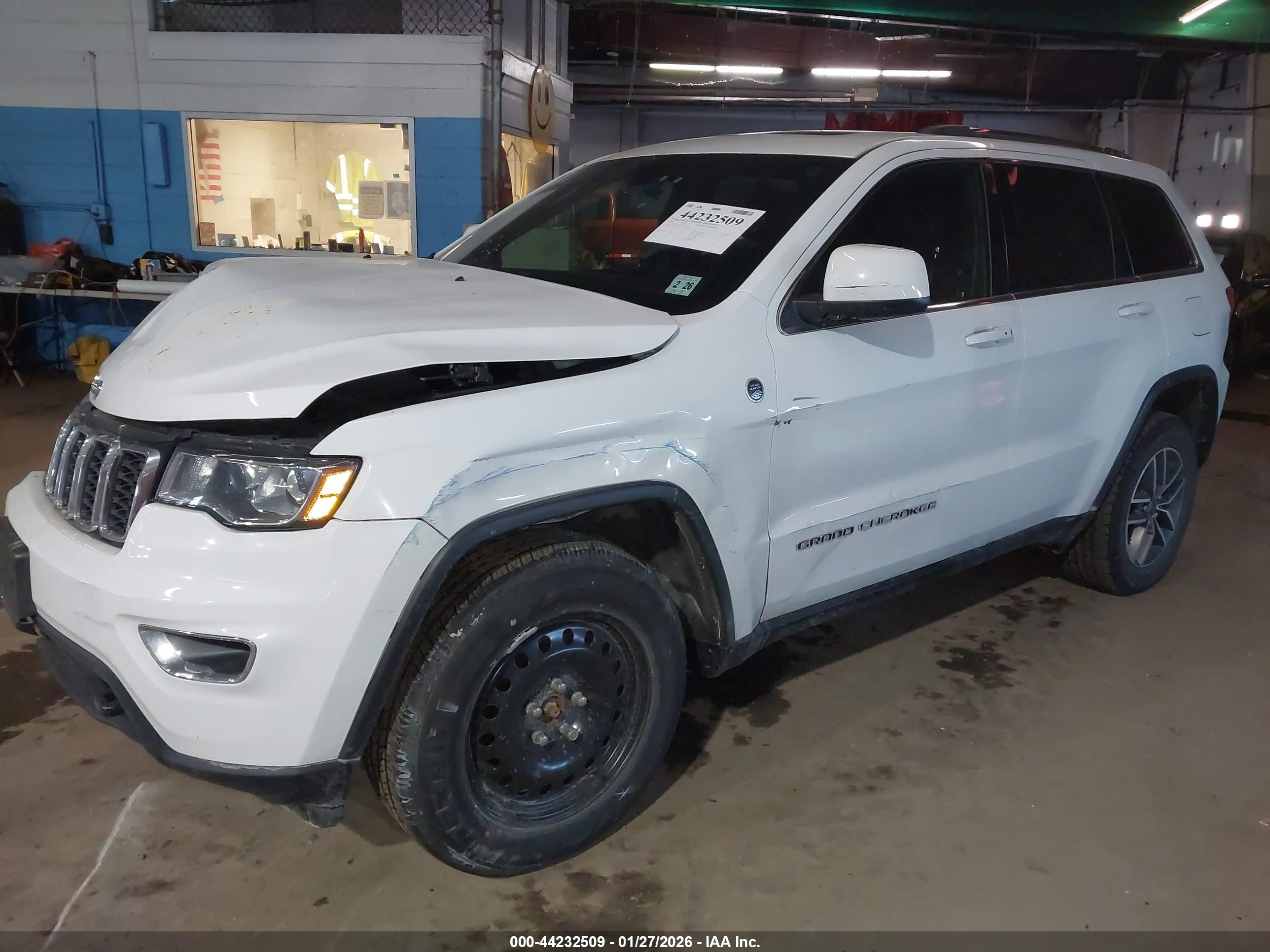 JEEP GRAND image 2