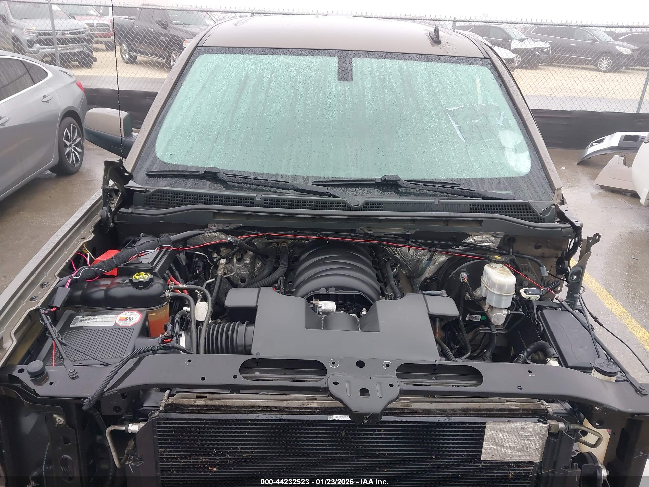 GMC SIERRA image 10