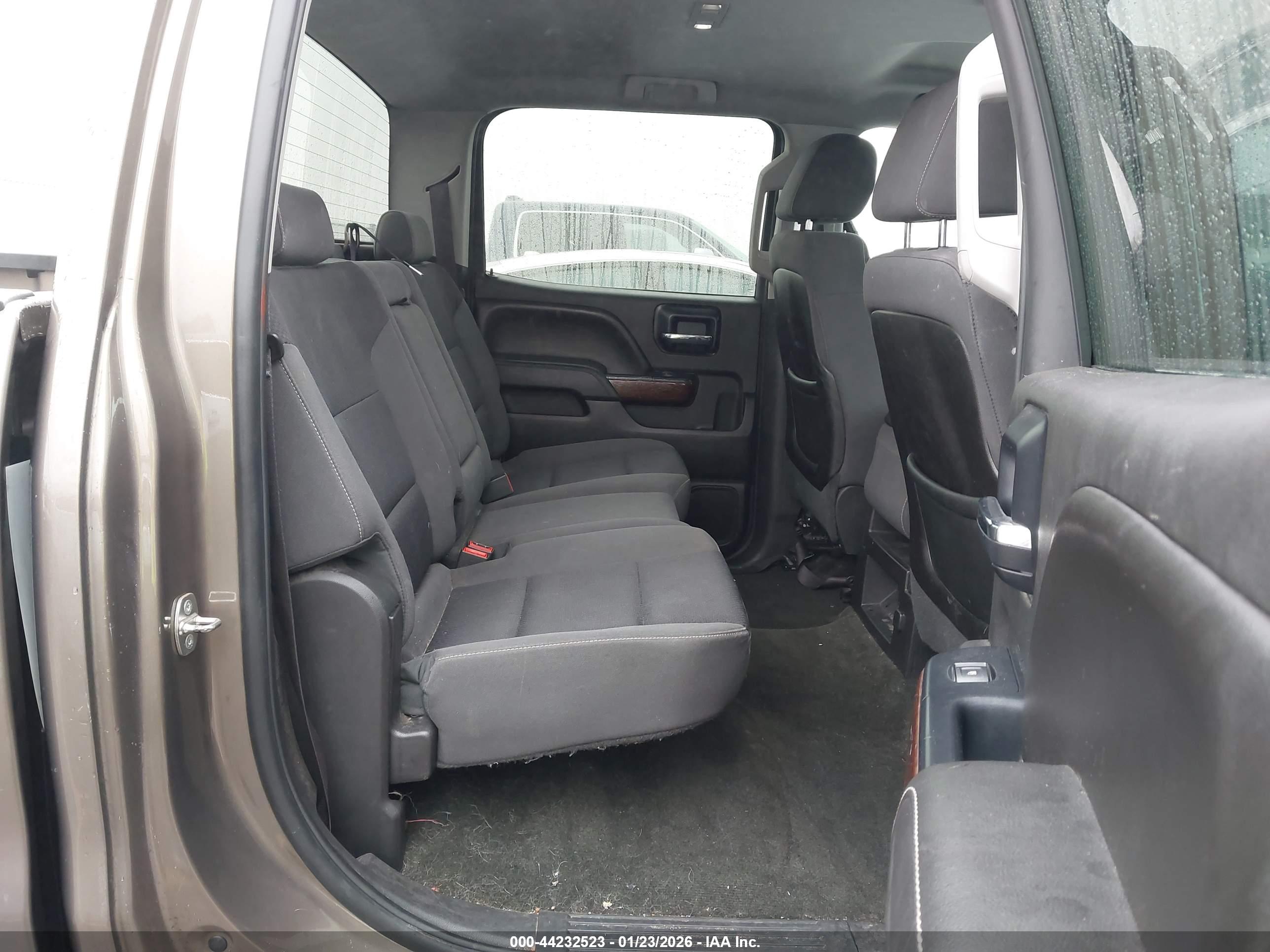 GMC SIERRA image 8