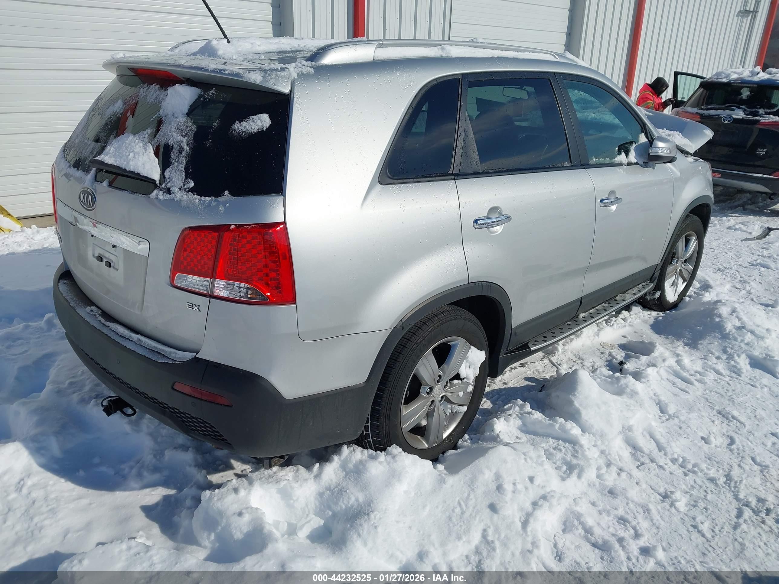 KIA SORENTO image 4