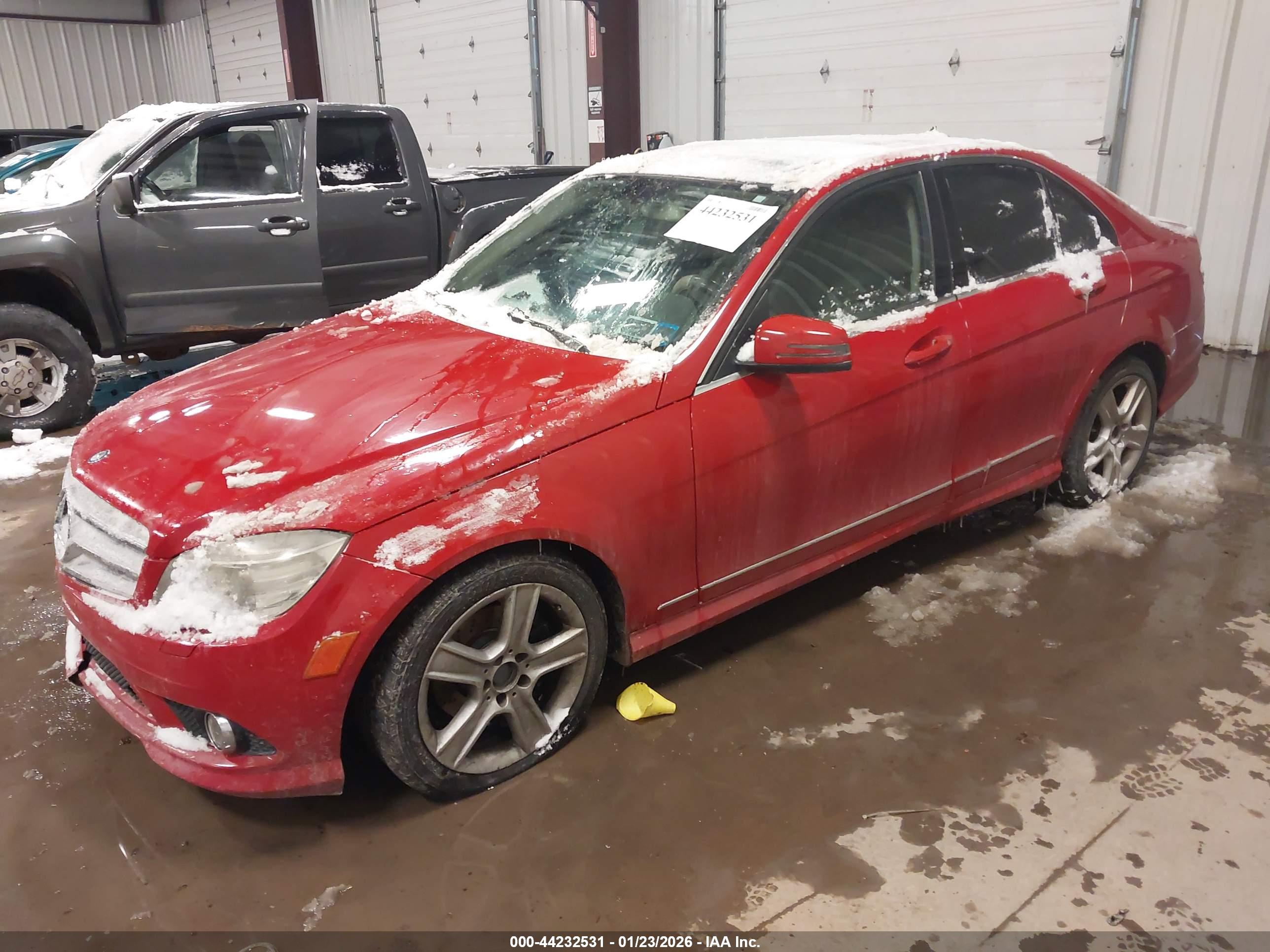 MERCEDES-BENZ C image 2