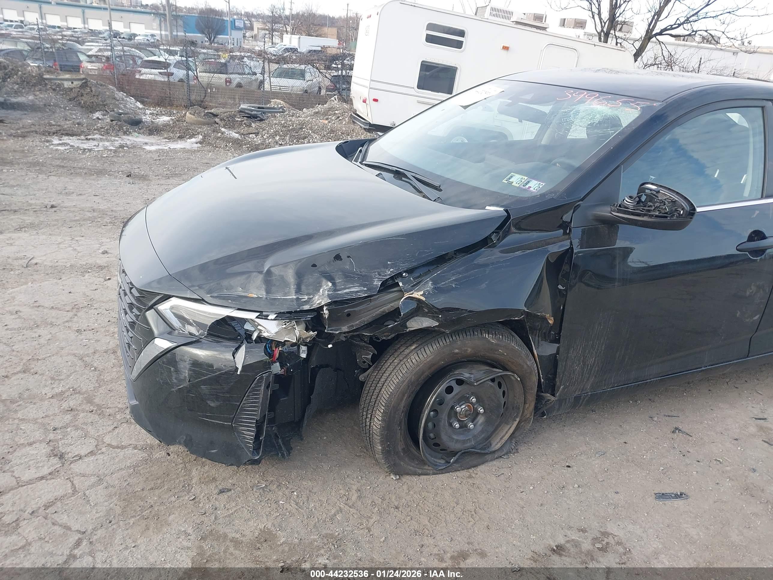 NISSAN SENTRA image 6