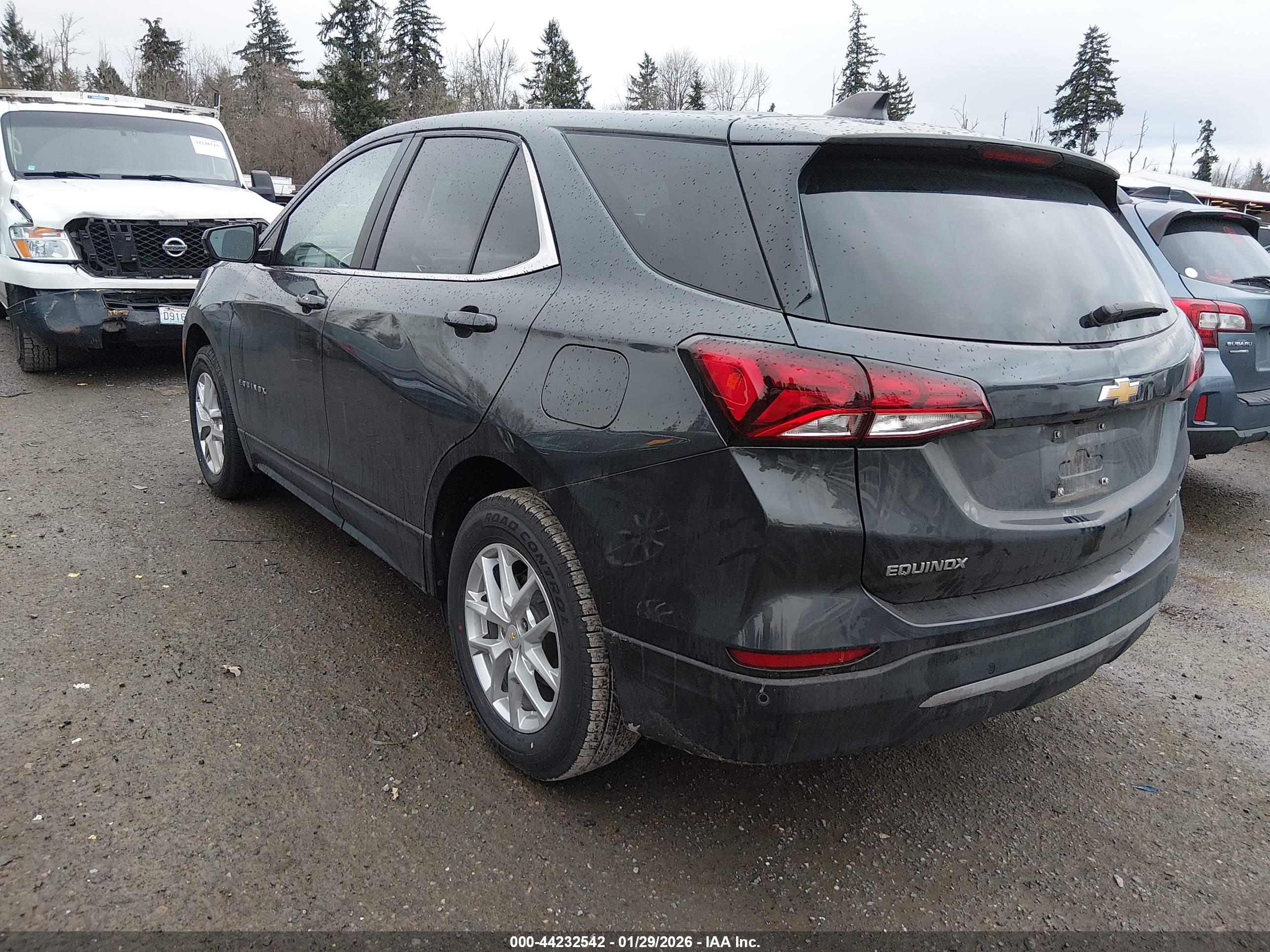 CHEVROLET EQUINOX image 3