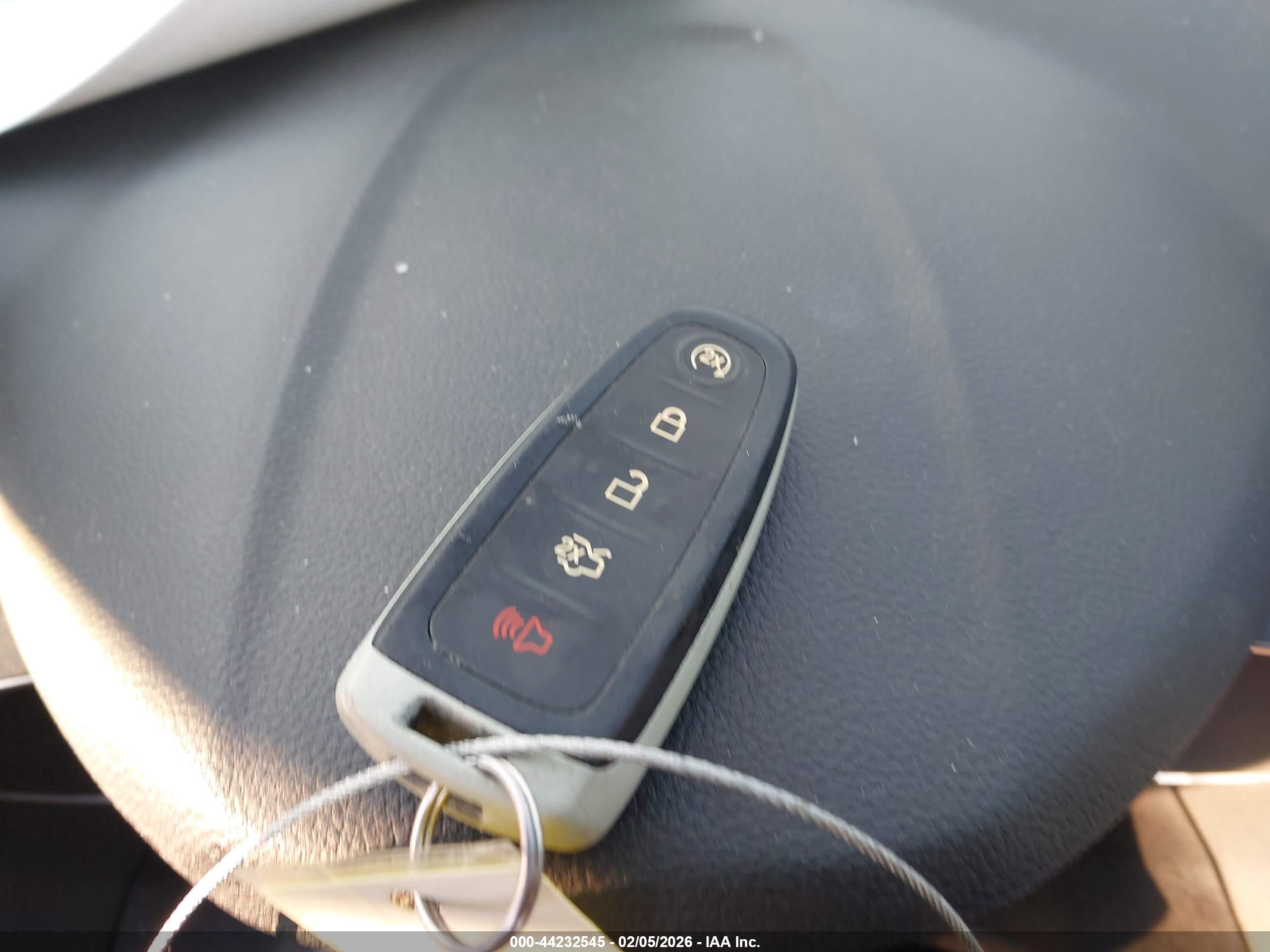 FORD ESCAPE image 11