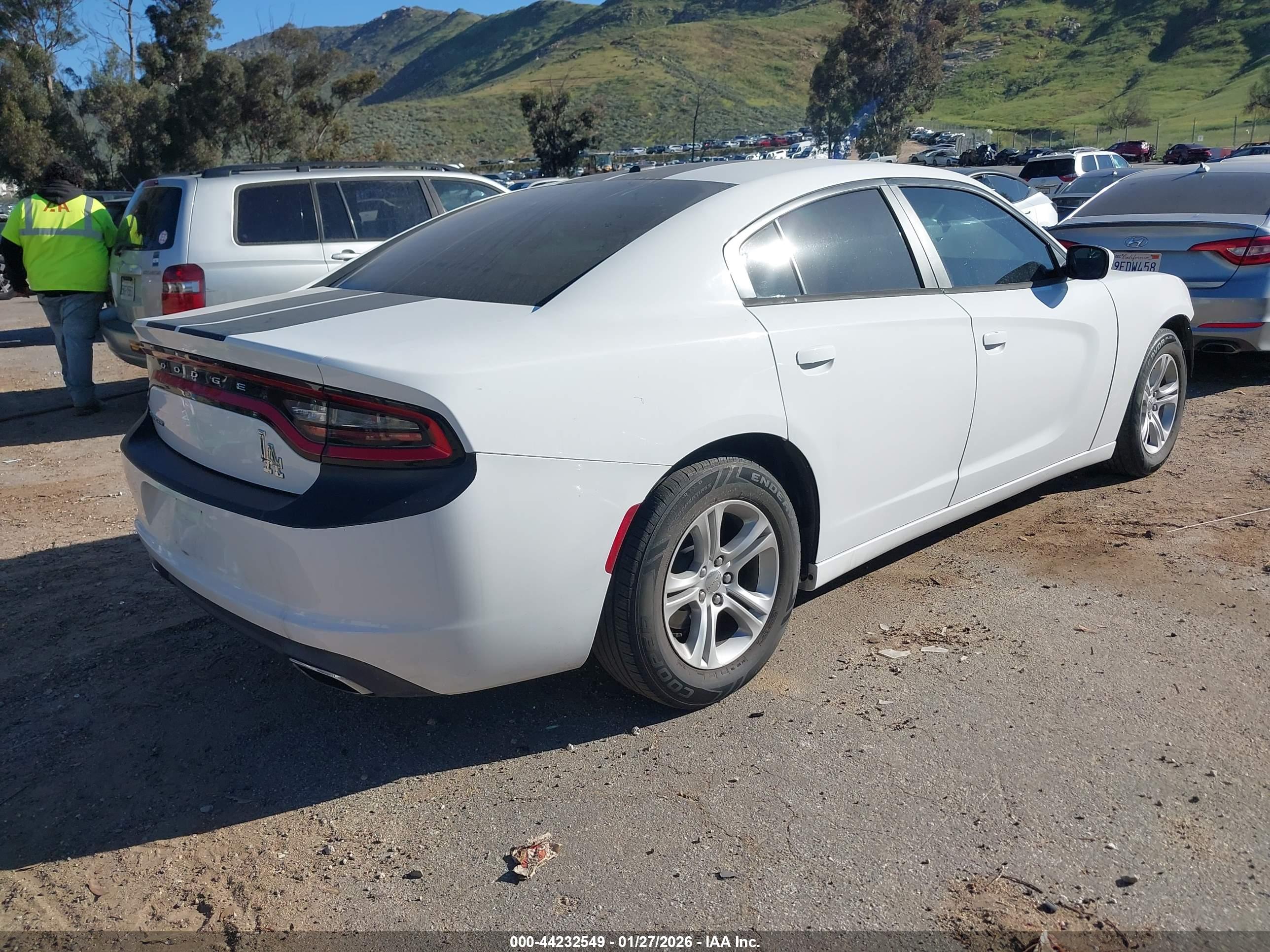DODGE CHARGER image 4