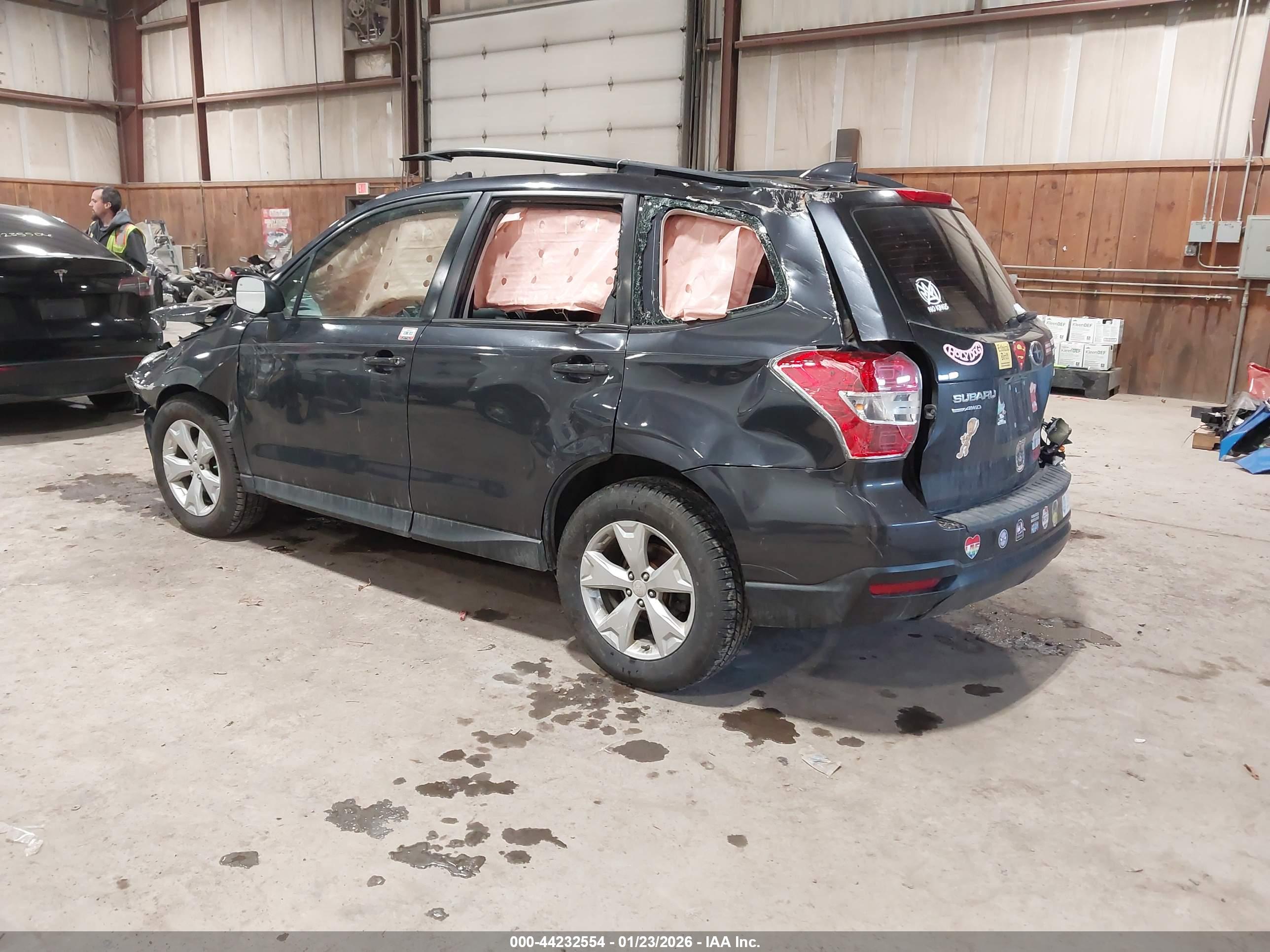 SUBARU FORESTER image 3