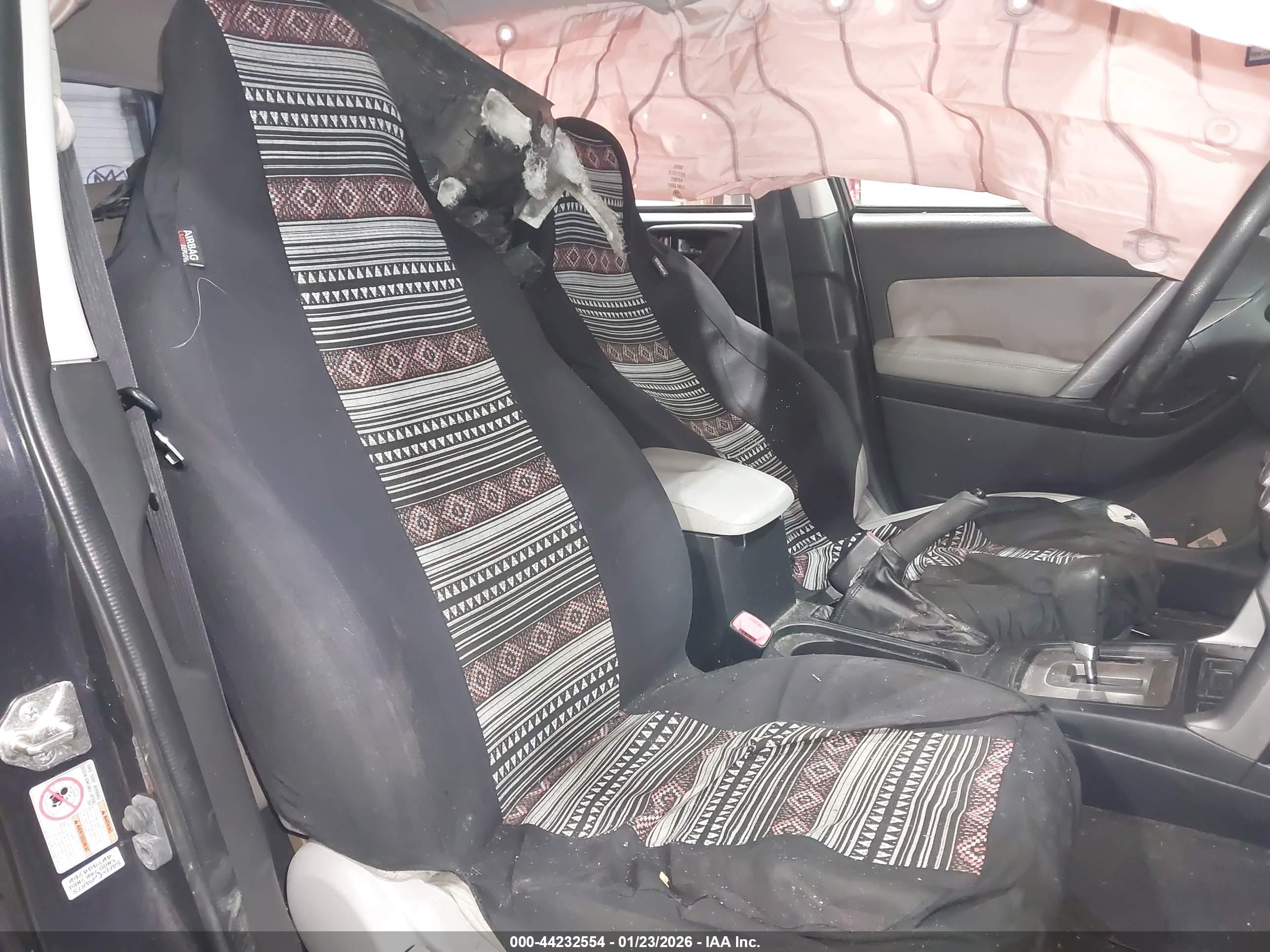 SUBARU FORESTER image 8