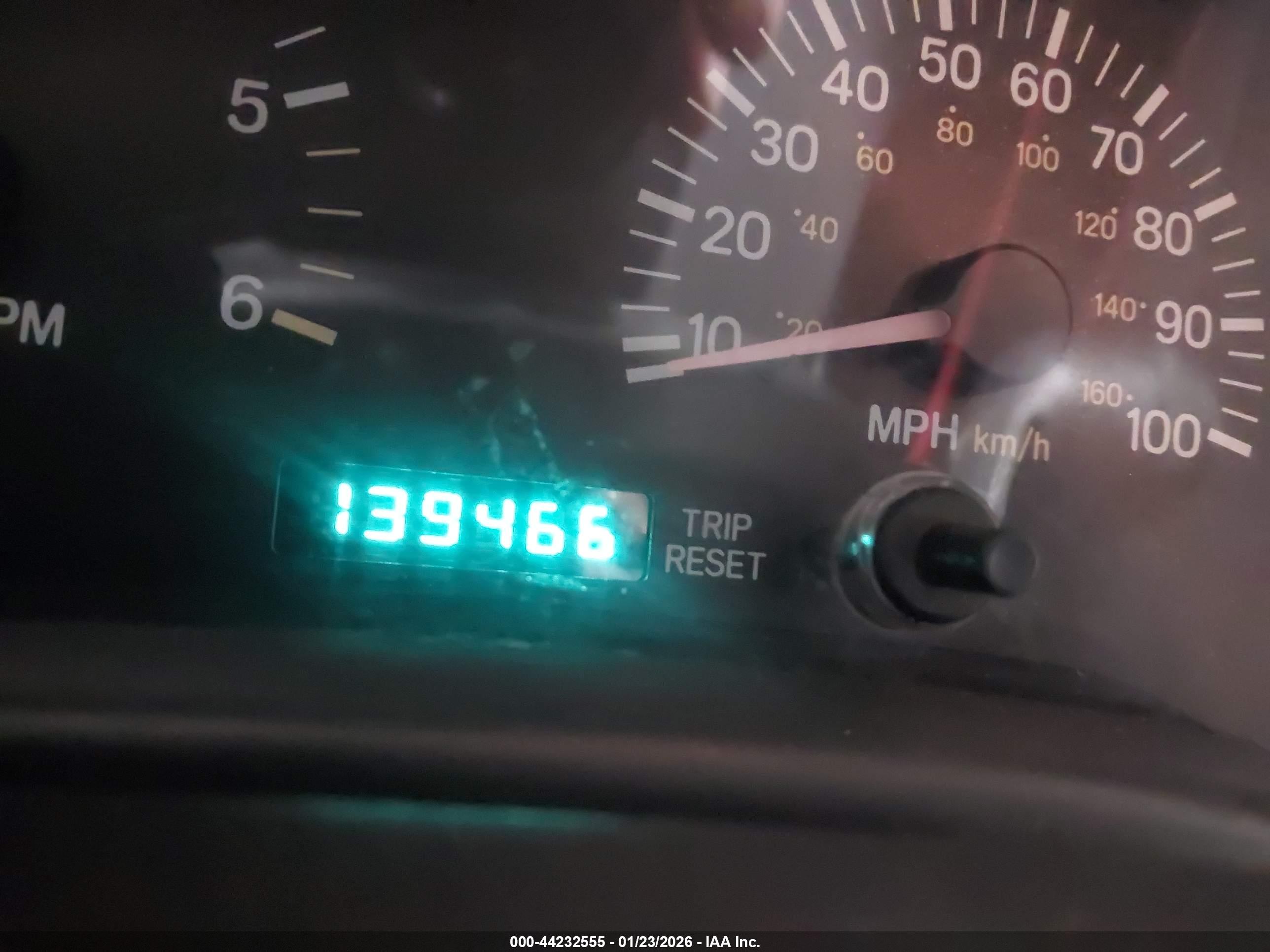 JEEP CHEROKEE image 7
