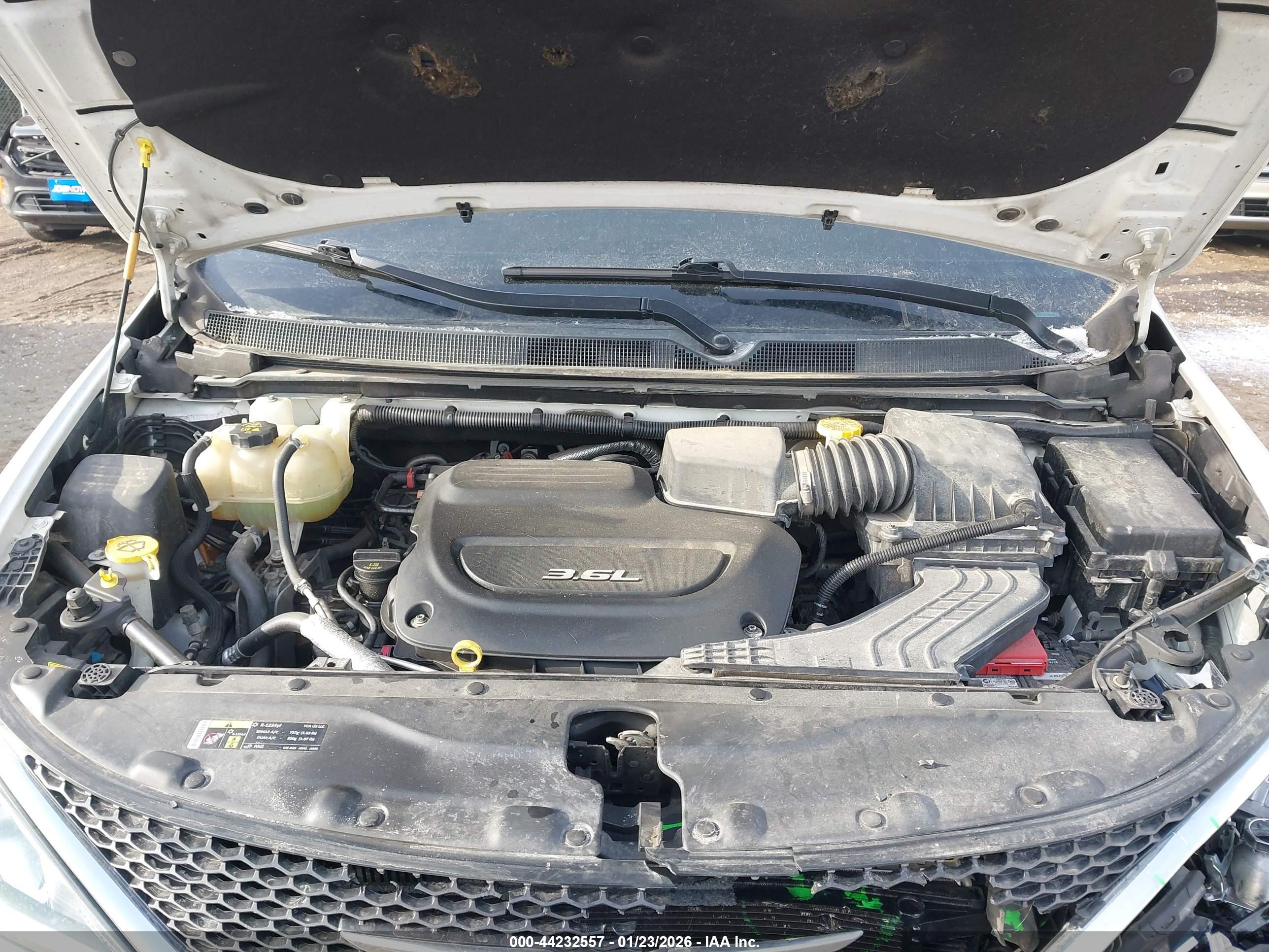 CHRYSLER PACIFICA image 10