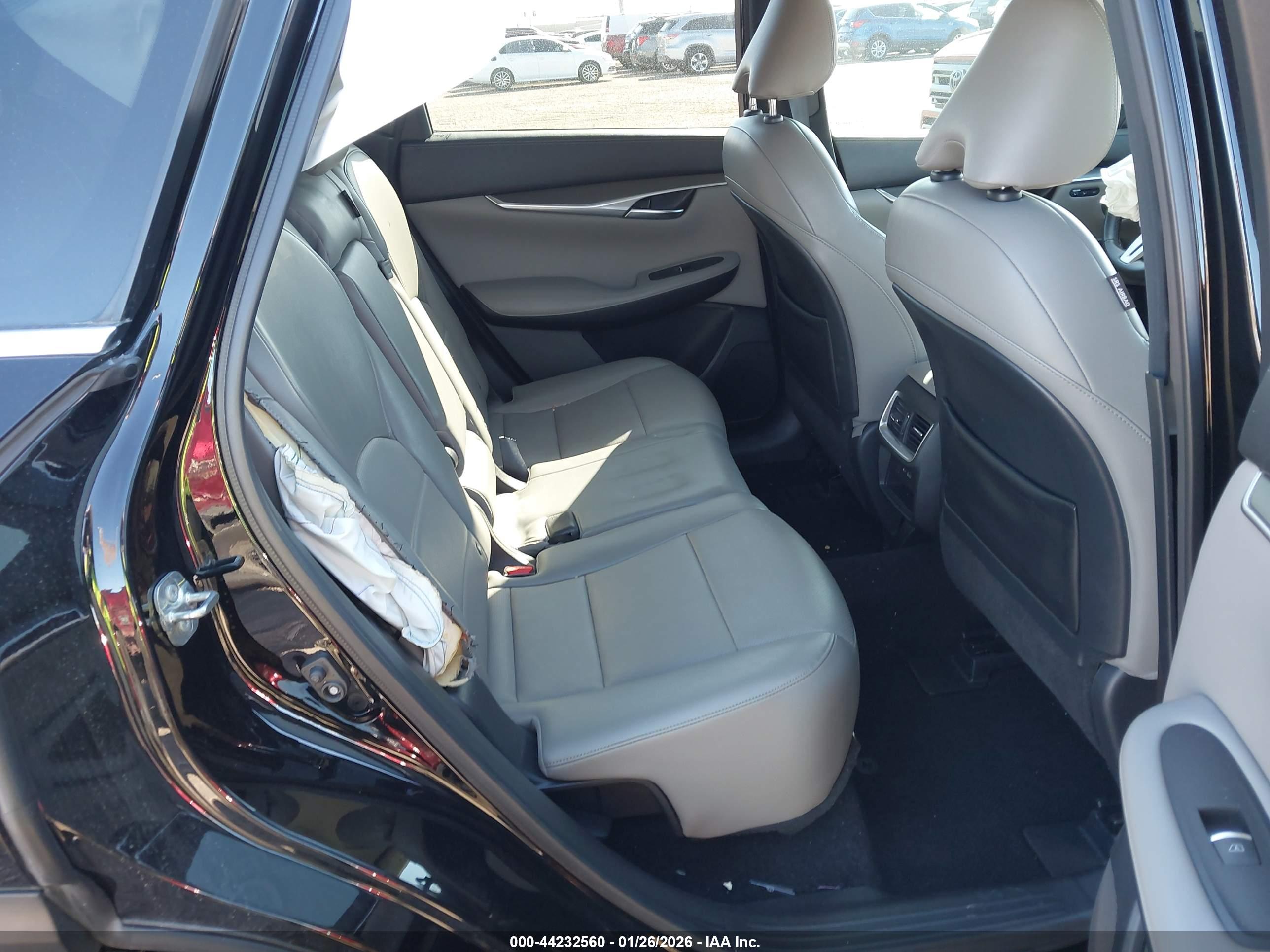 INFINITI QX50 image 8