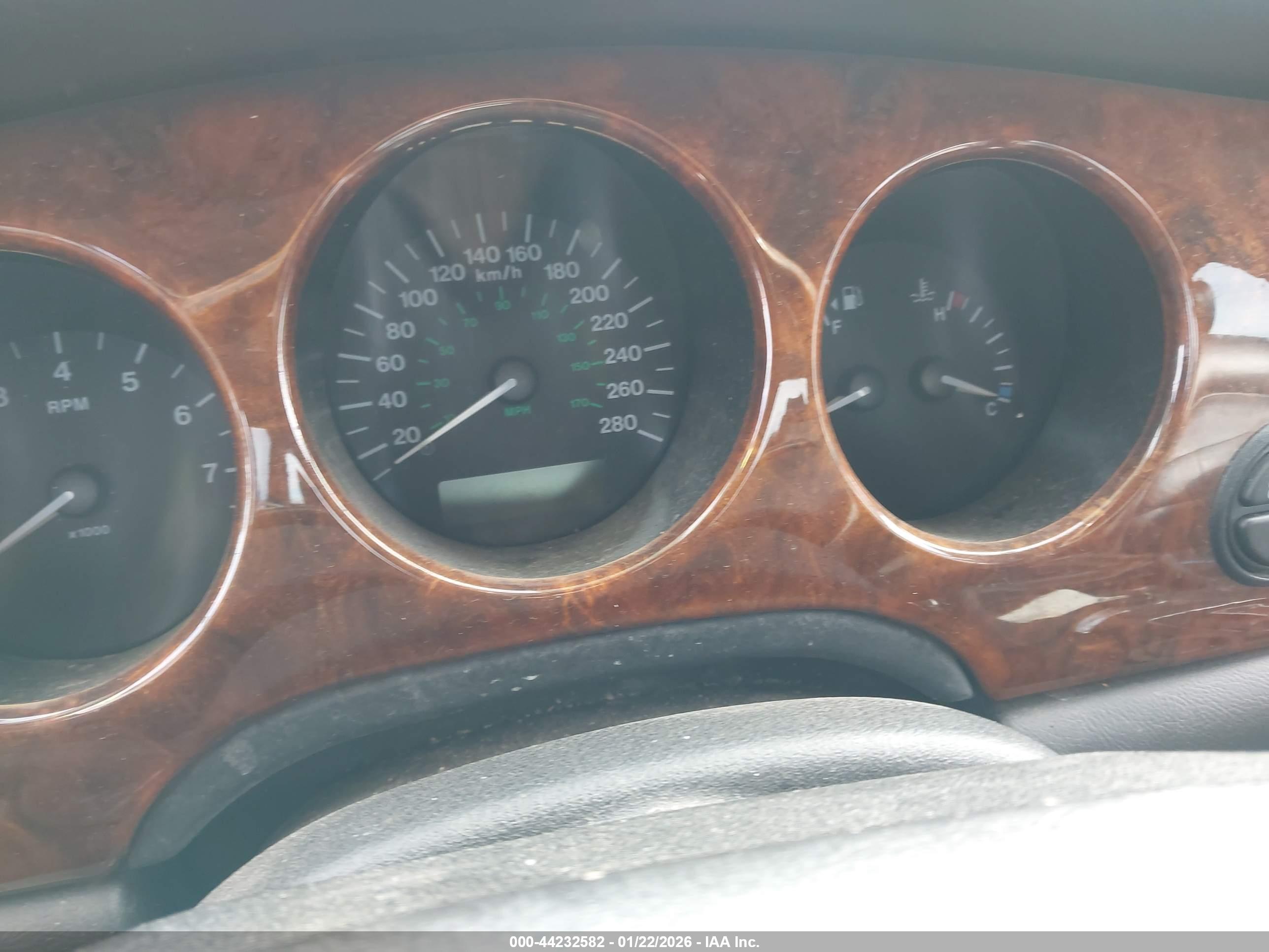JAGUAR XJ8 image 7