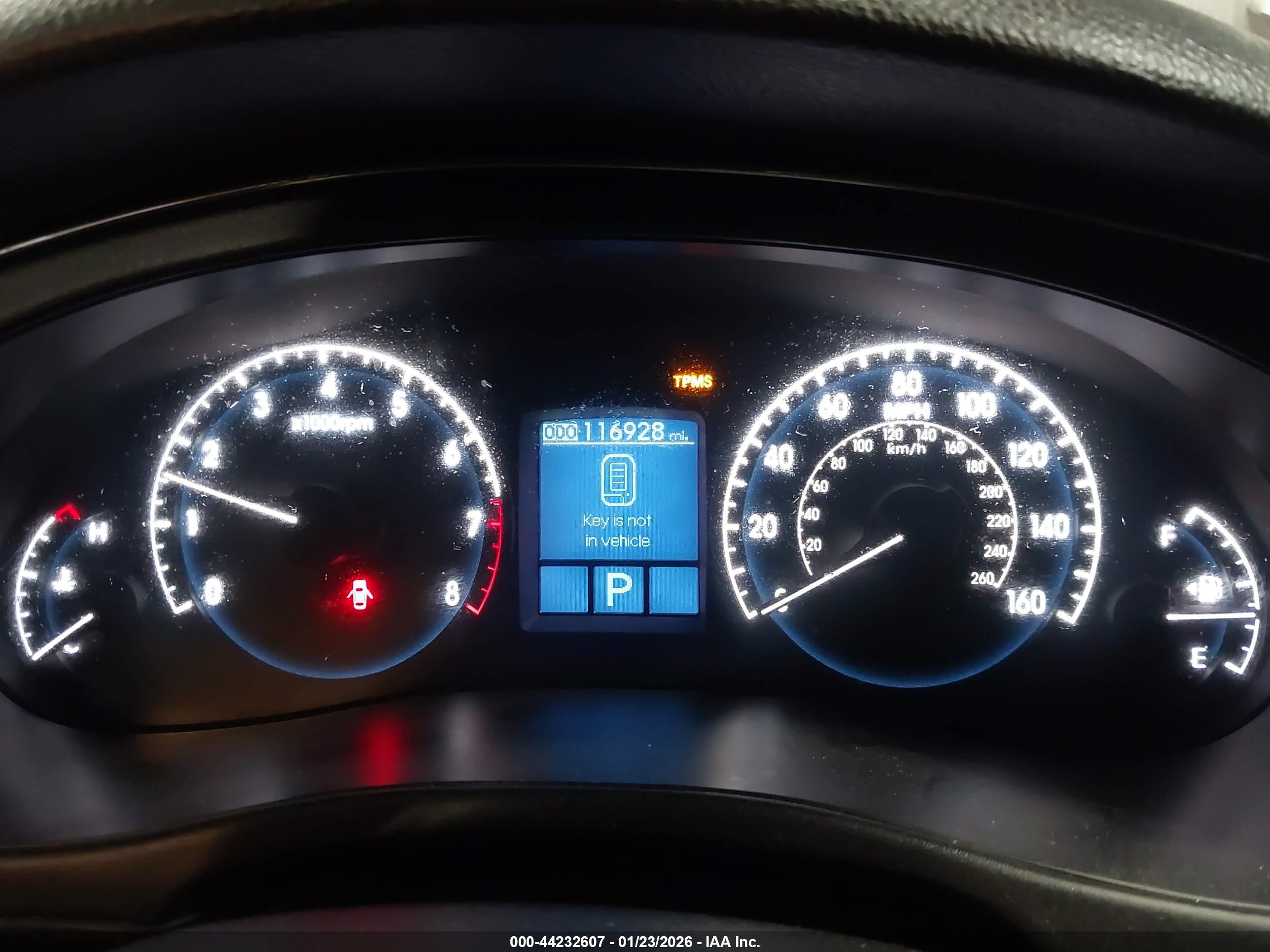 HYUNDAI GENESIS image 7