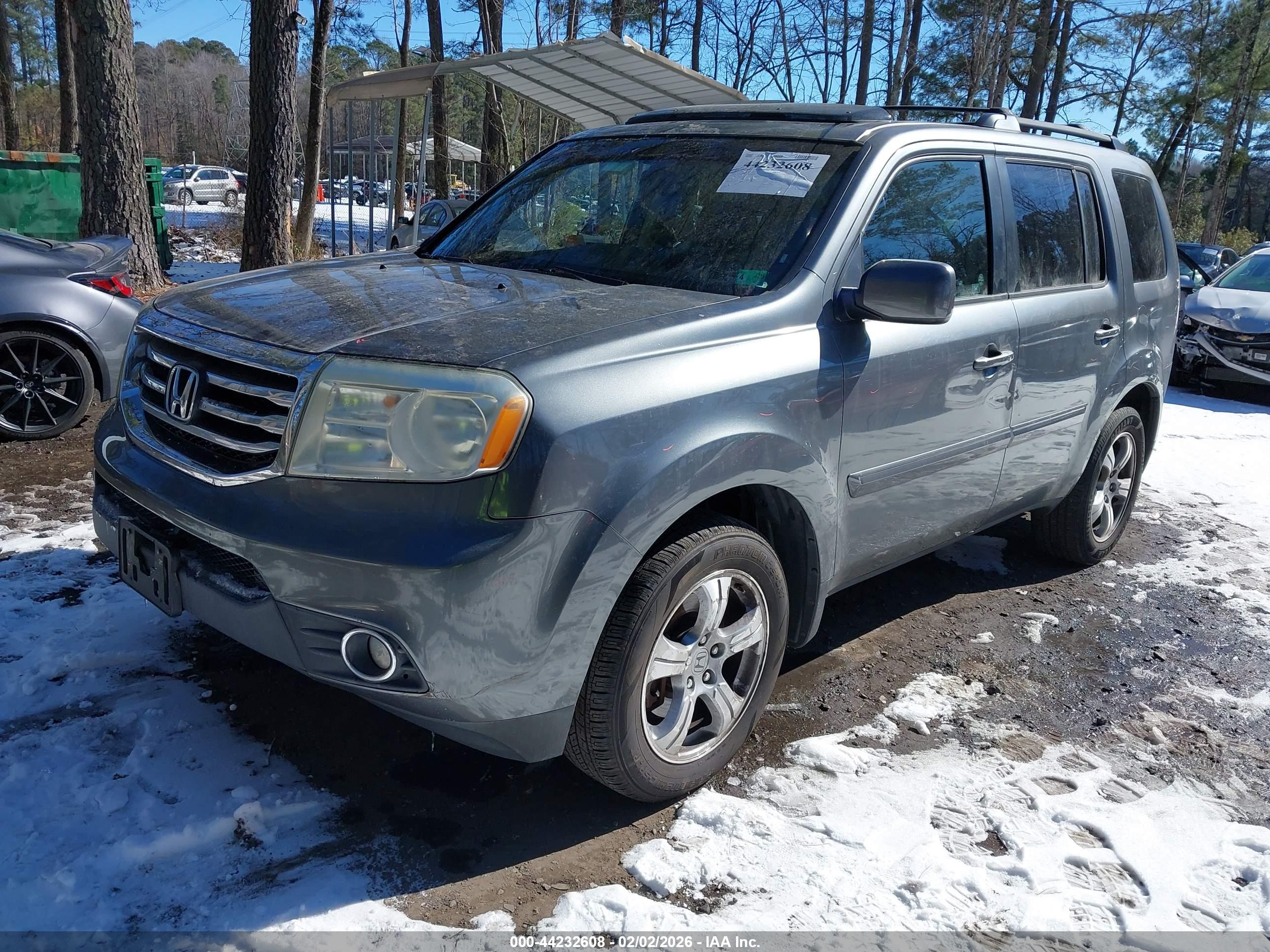 HONDA PILOT image 2