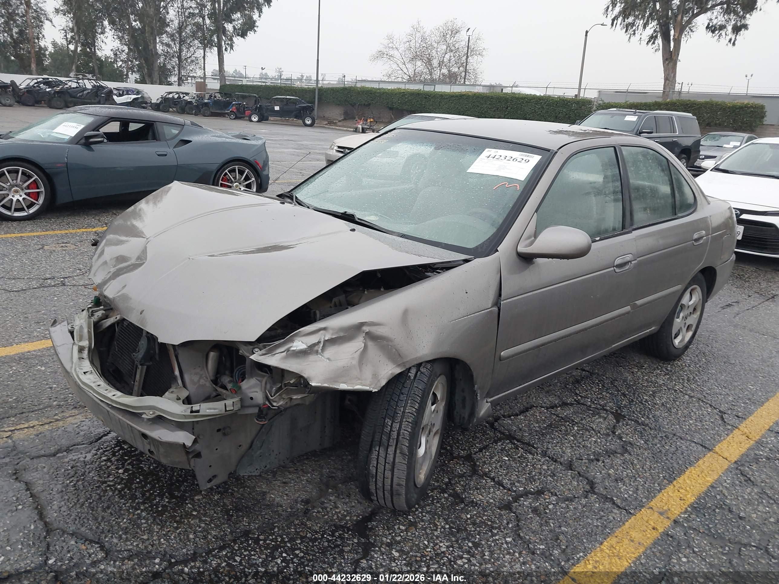NISSAN SENTRA image 2
