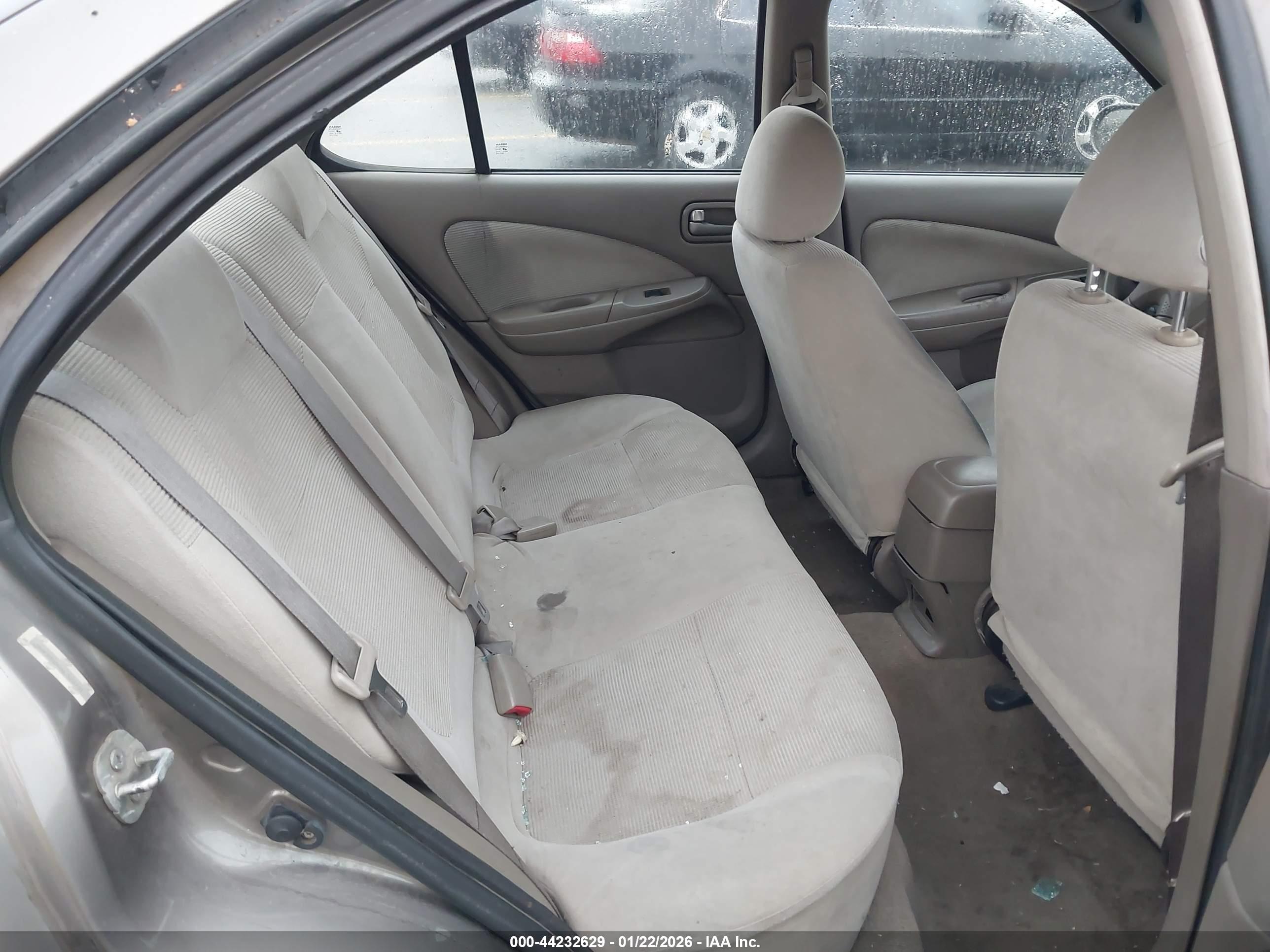 NISSAN SENTRA image 8