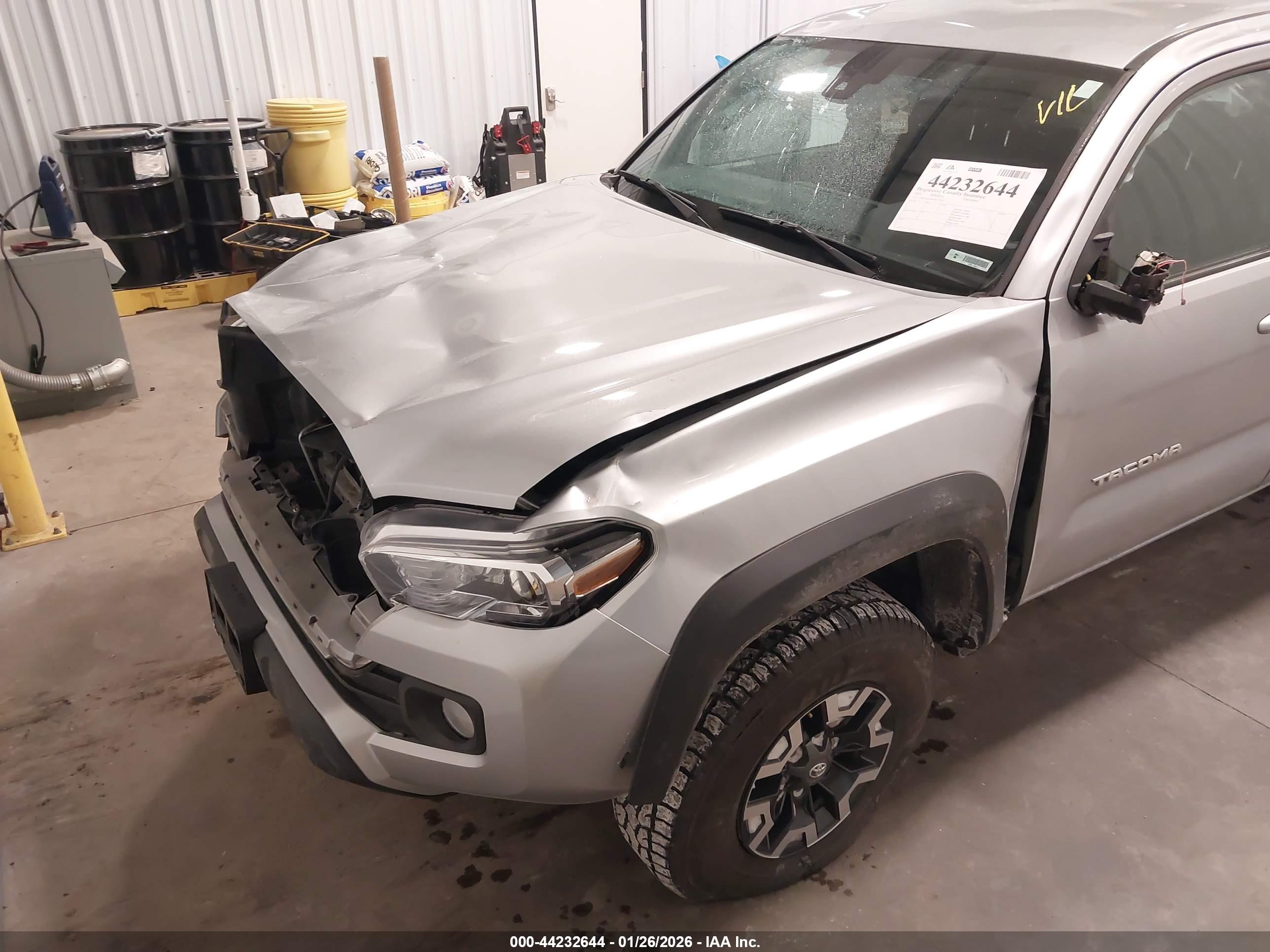 TOYOTA TACOMA image 6