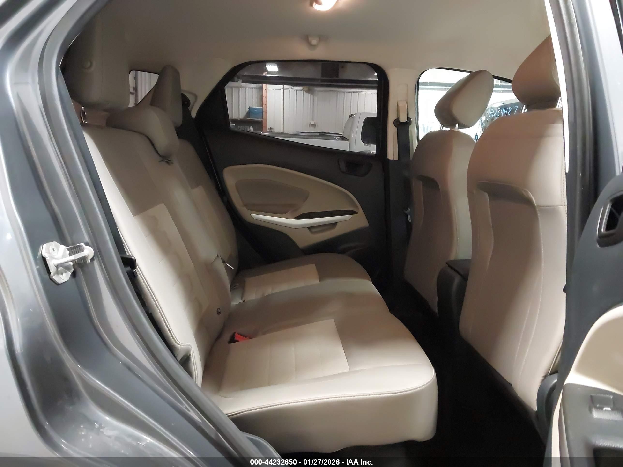 FORD ECOSPORT image 8