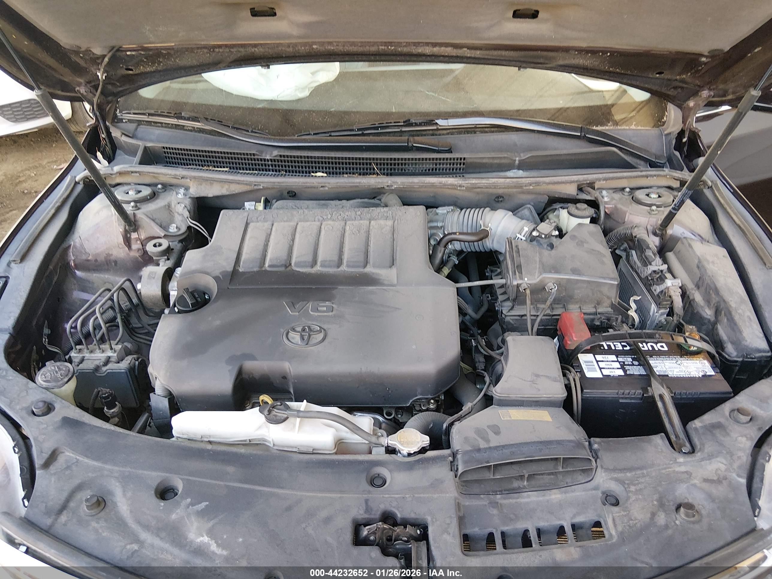 TOYOTA AVALON image 10