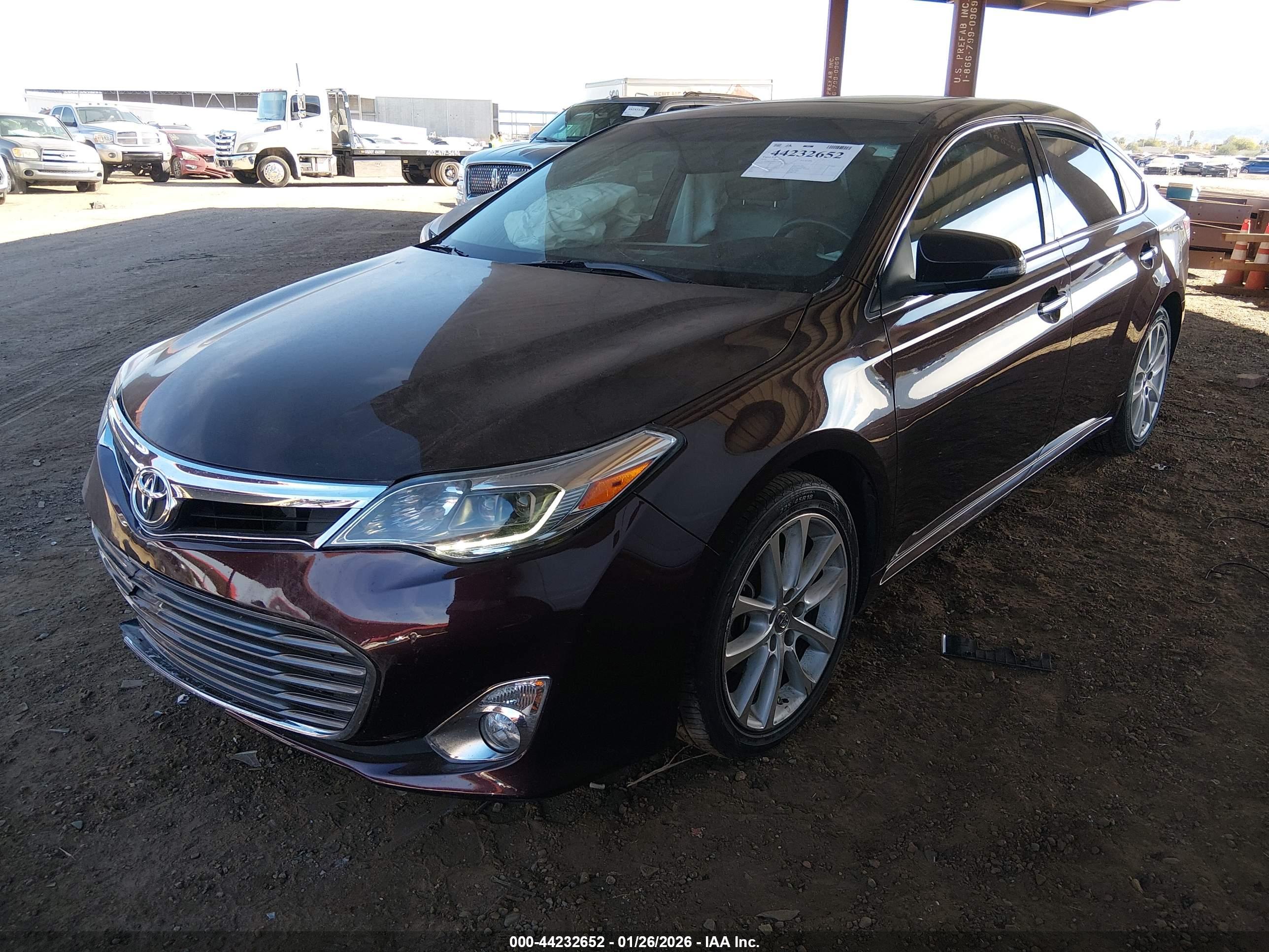TOYOTA AVALON image 2