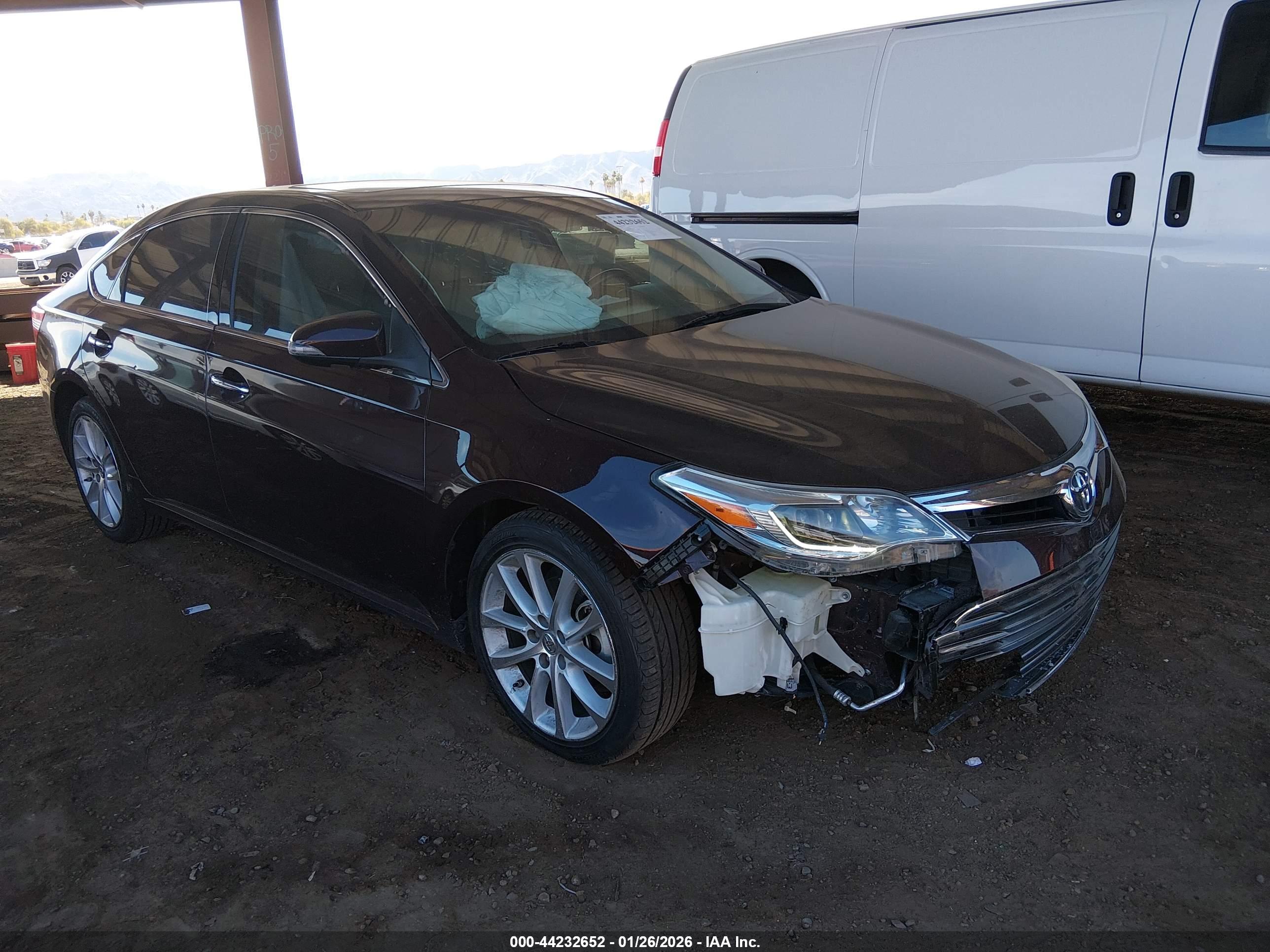 TOYOTA AVALON image 6