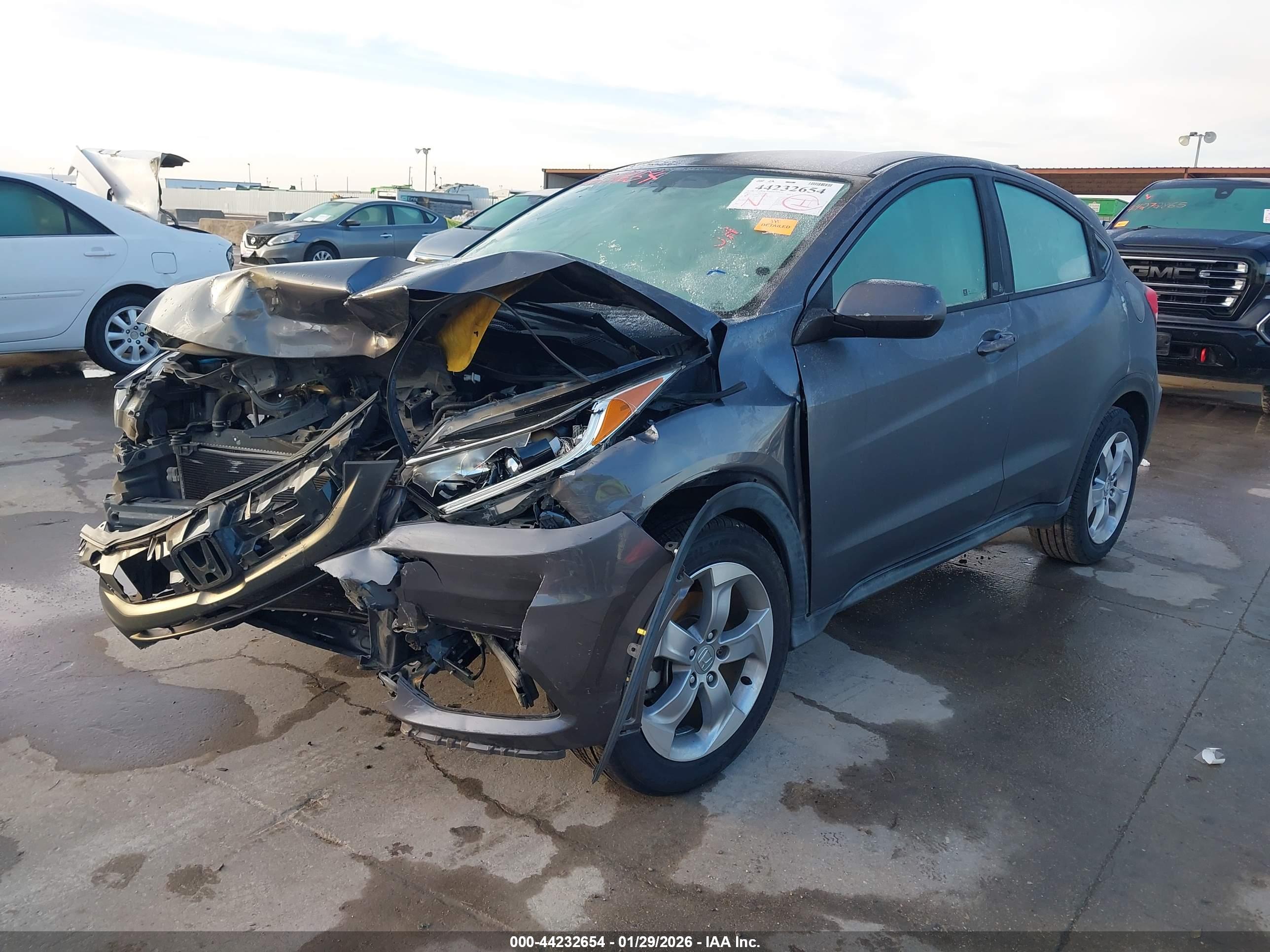 HONDA HR-V image 2