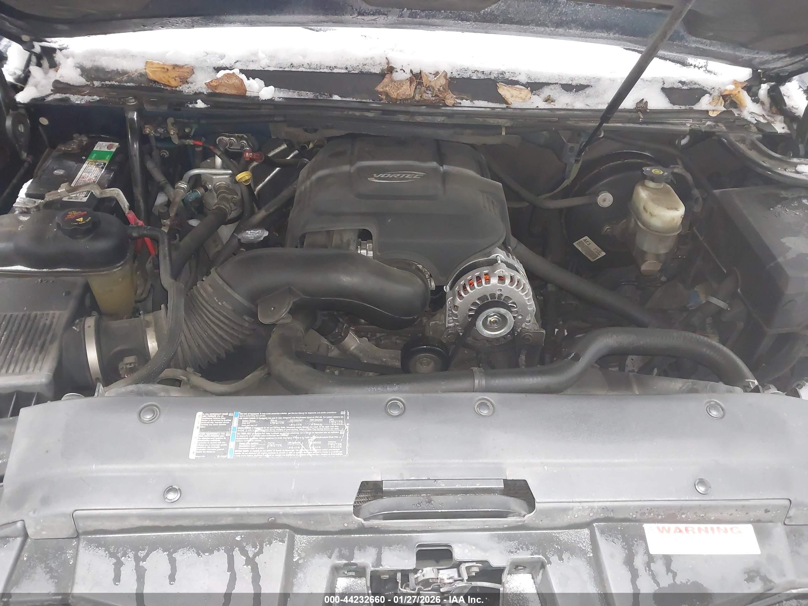CHEVROLET TAHOE image 10