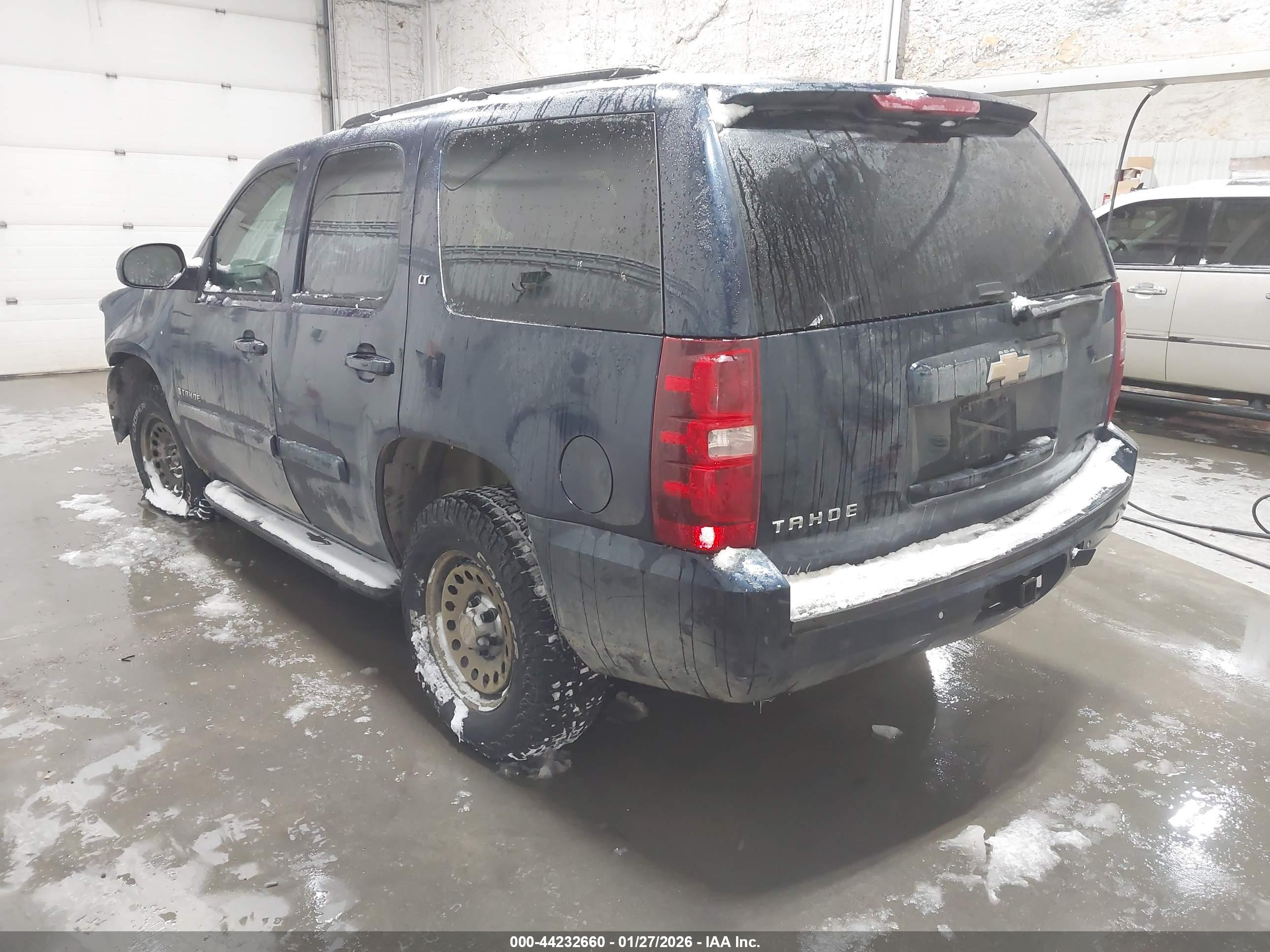 CHEVROLET TAHOE image 3