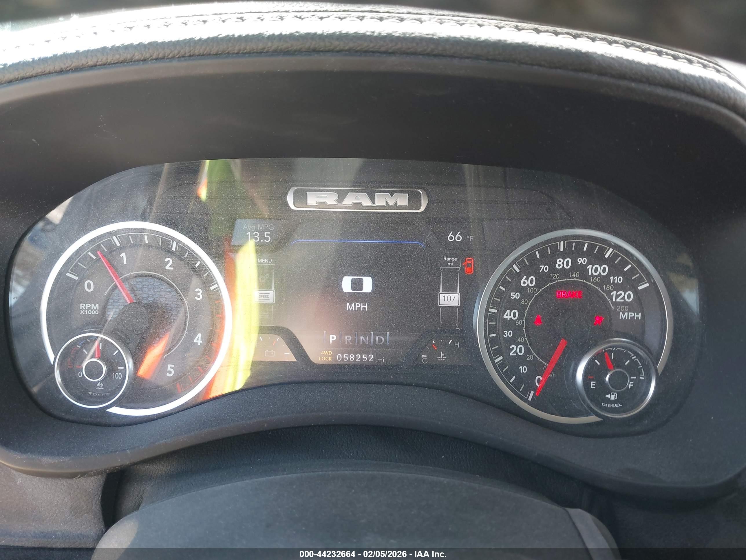 RAM 2500 image 7