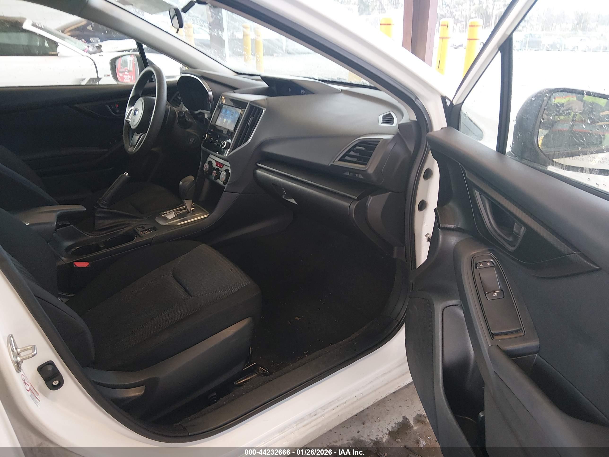 SUBARU IMPREZA image 5