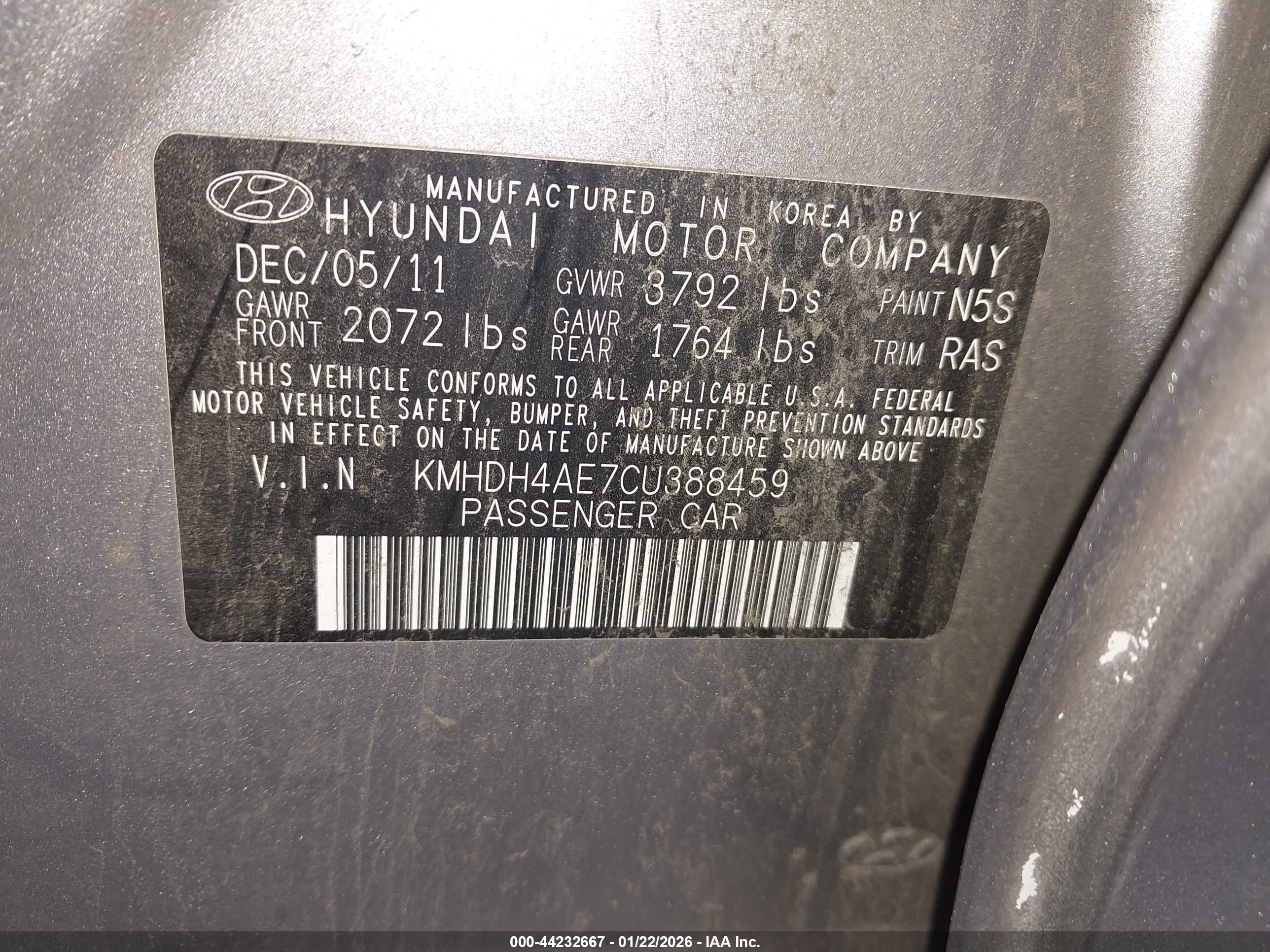 HYUNDAI ELANTRA image 9