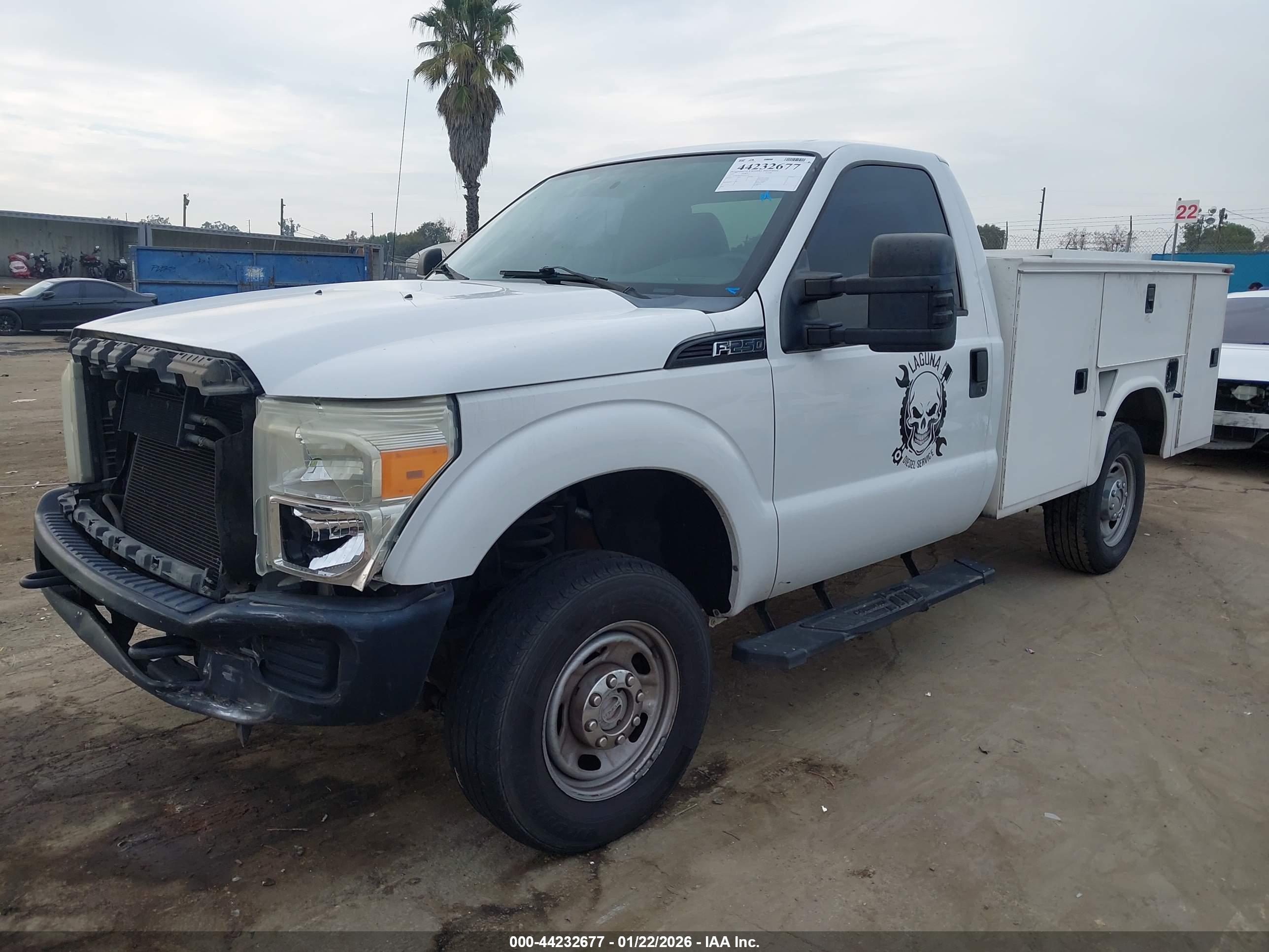 FORD F-250 image 2