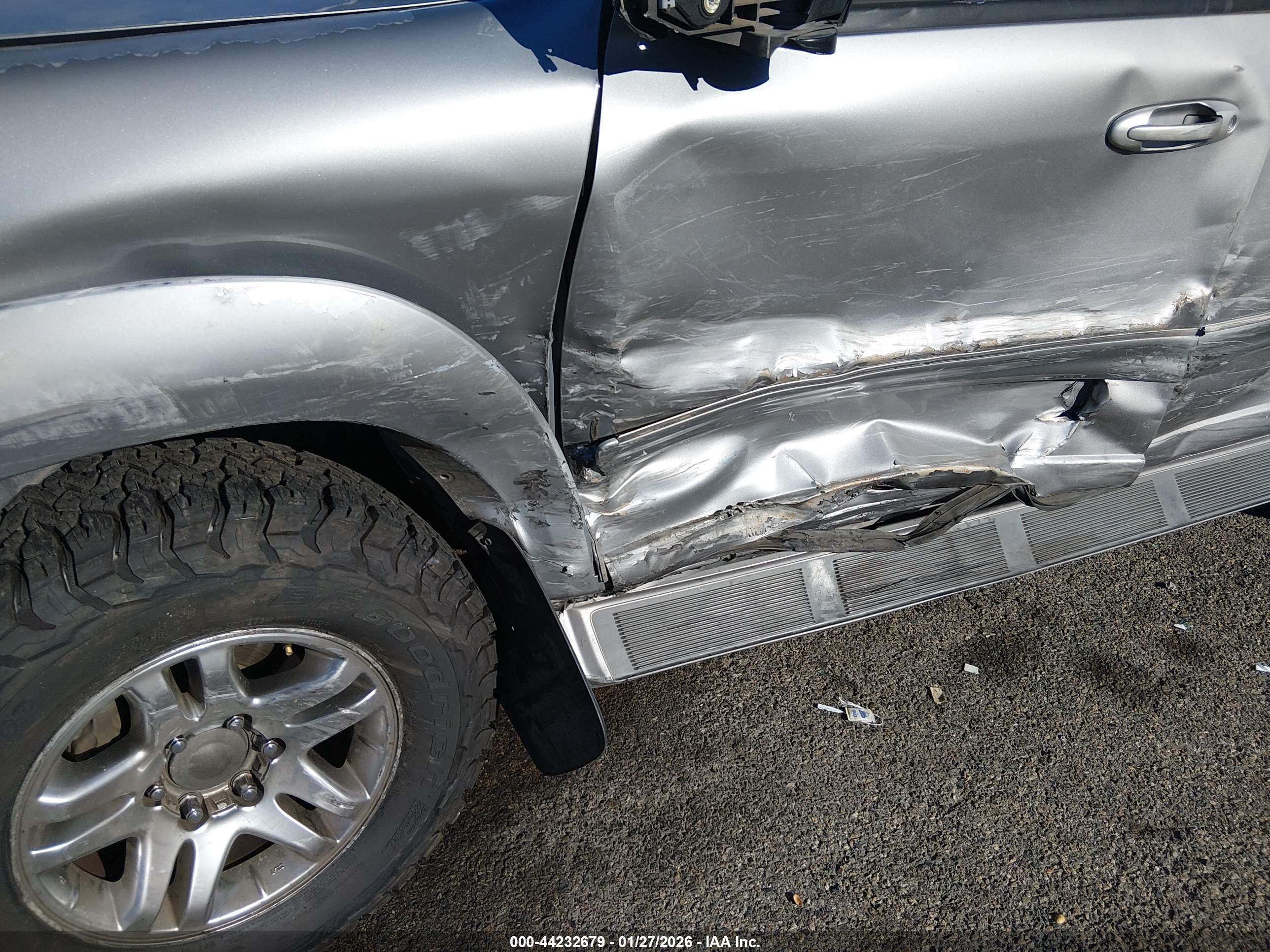 TOYOTA SEQUOIA image 6