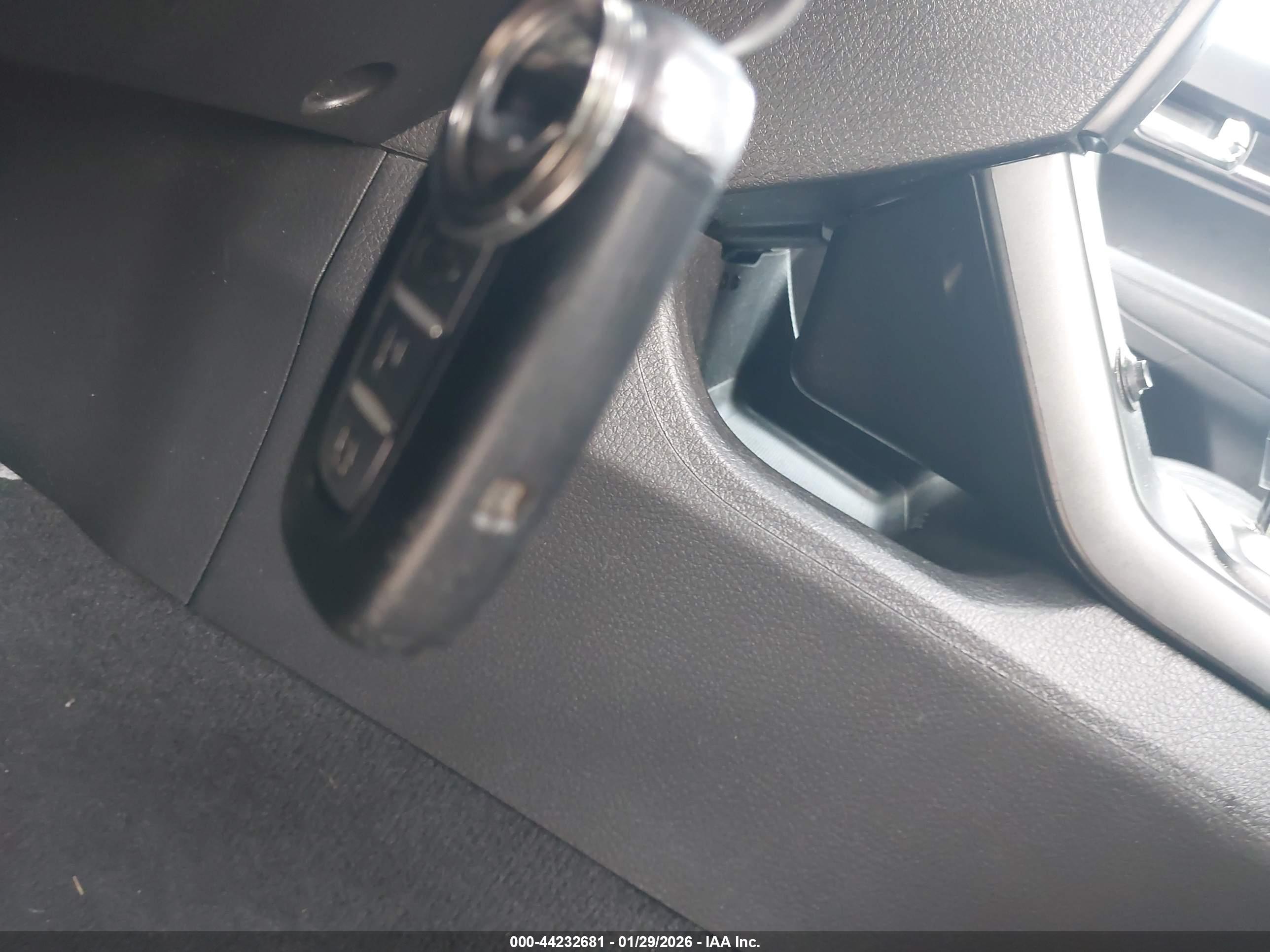 KIA SORENTO image 11