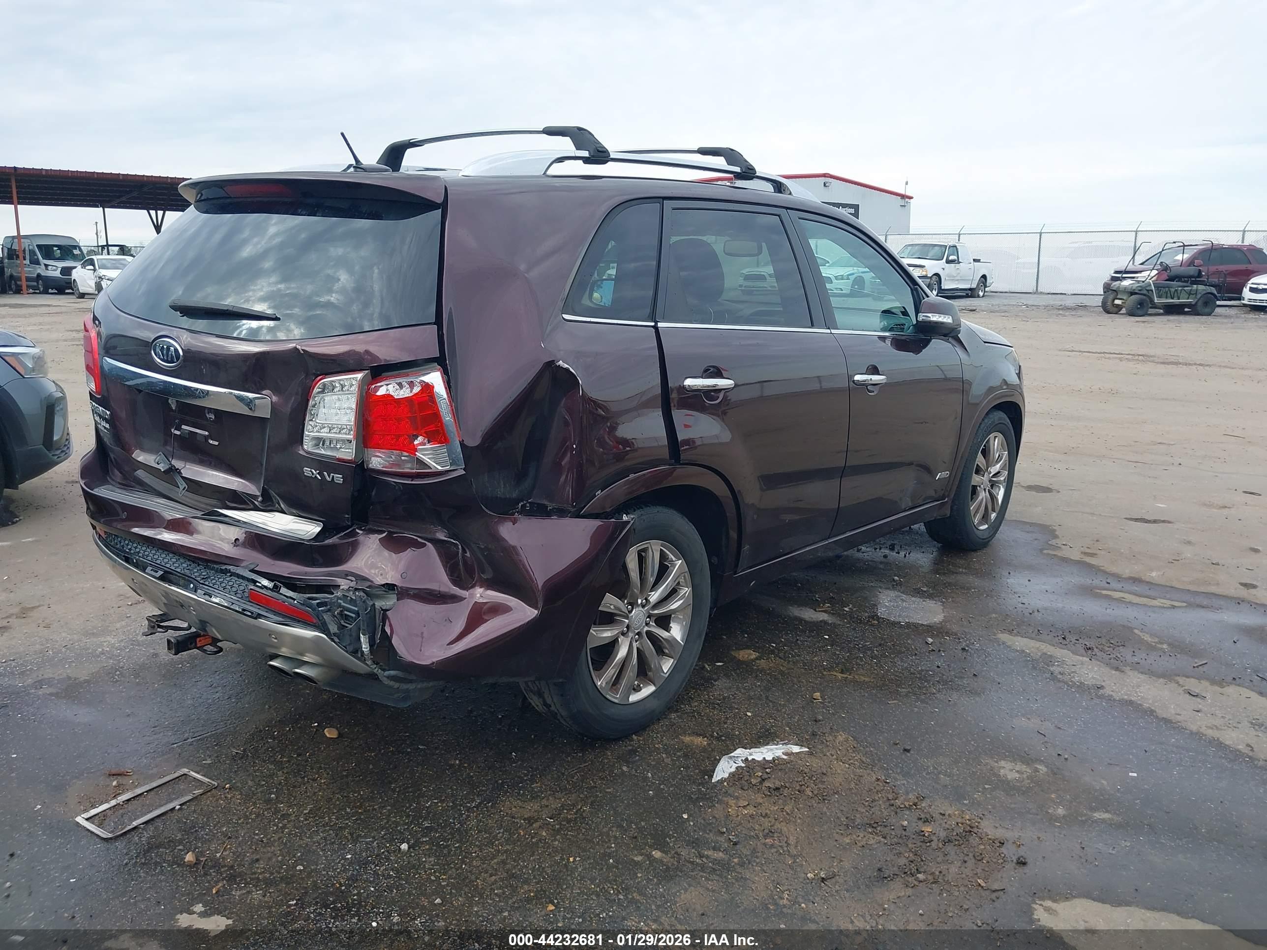 KIA SORENTO image 4