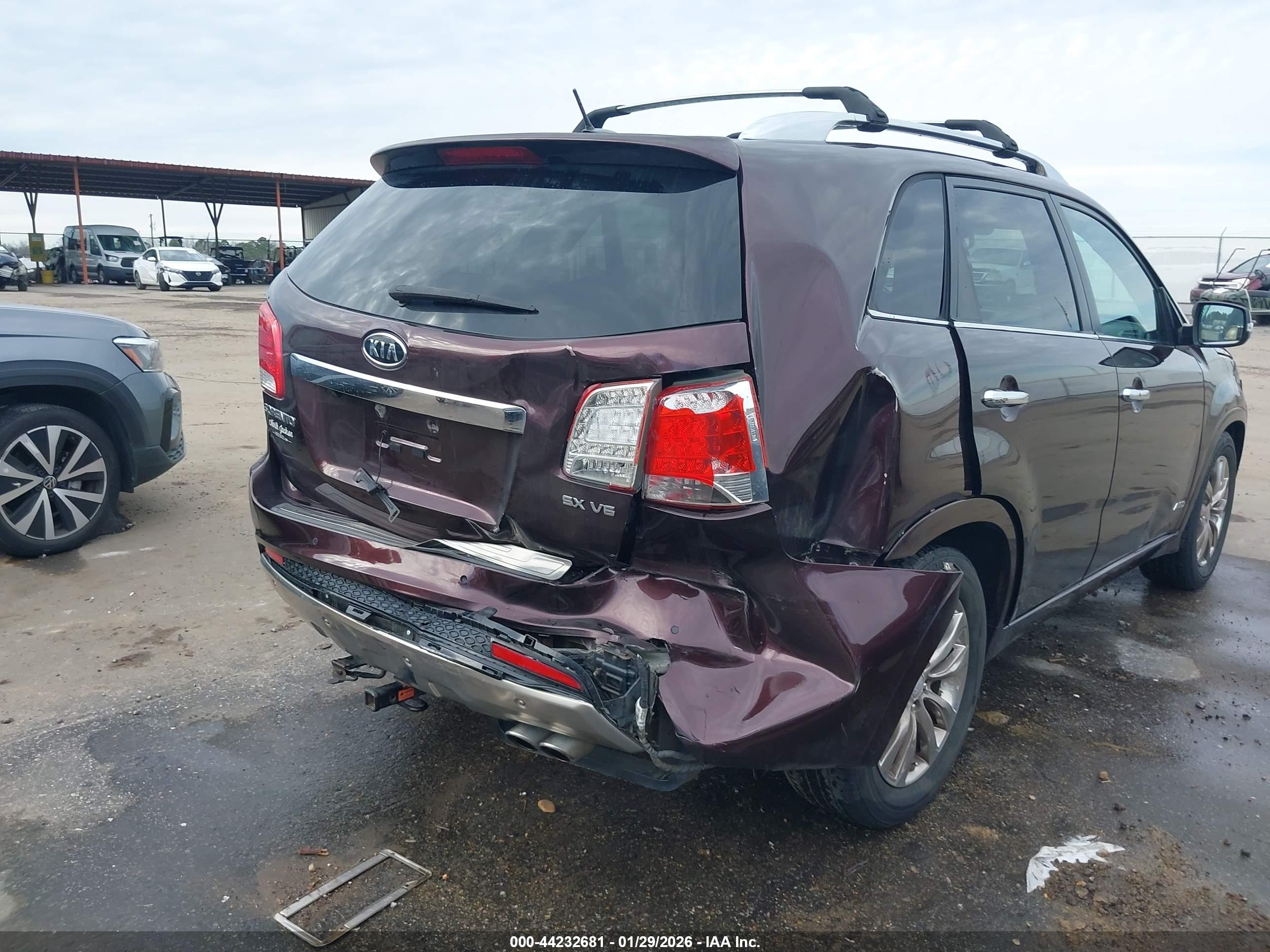 KIA SORENTO image 6