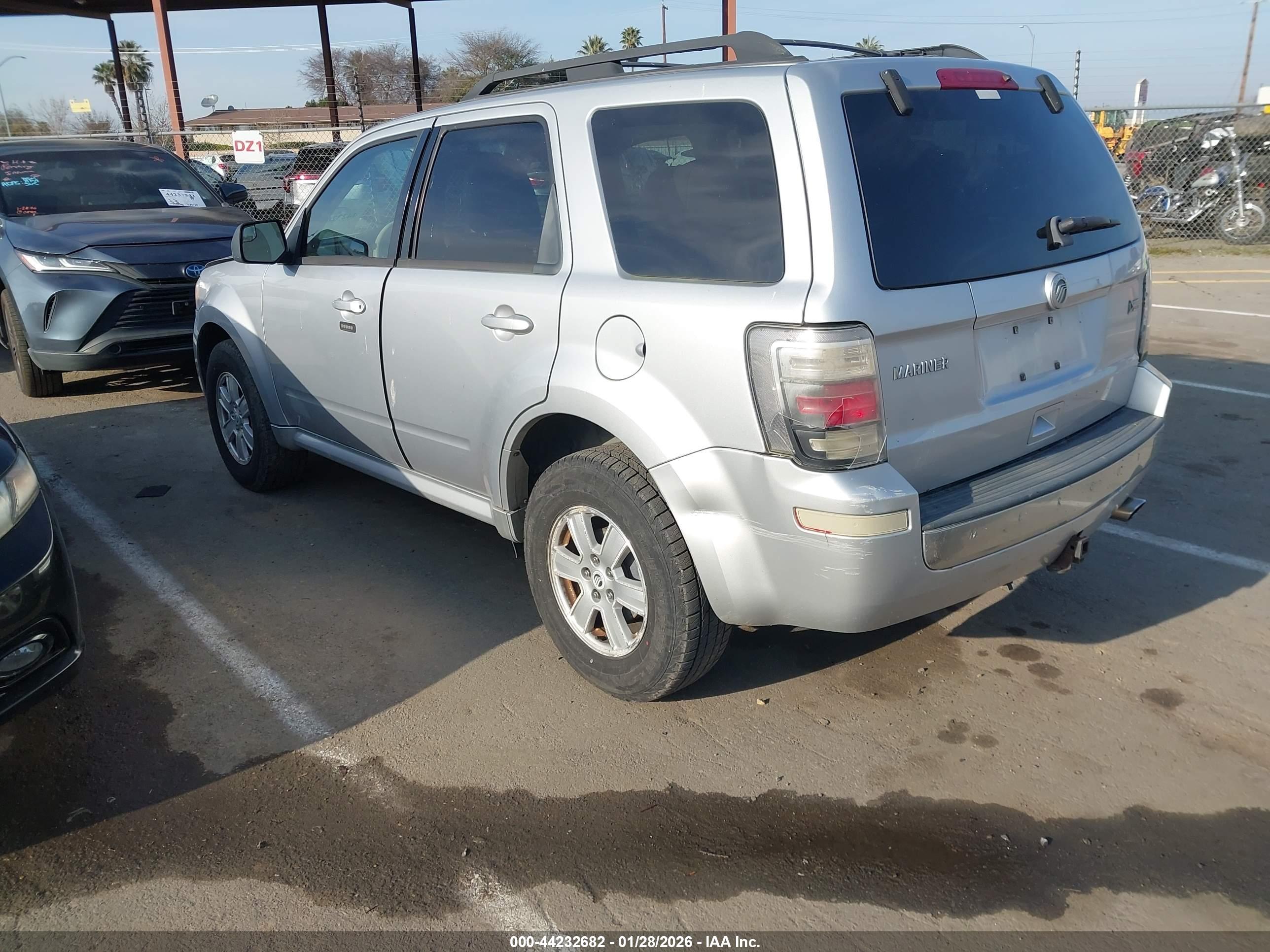 MERCURY MARINER image 3