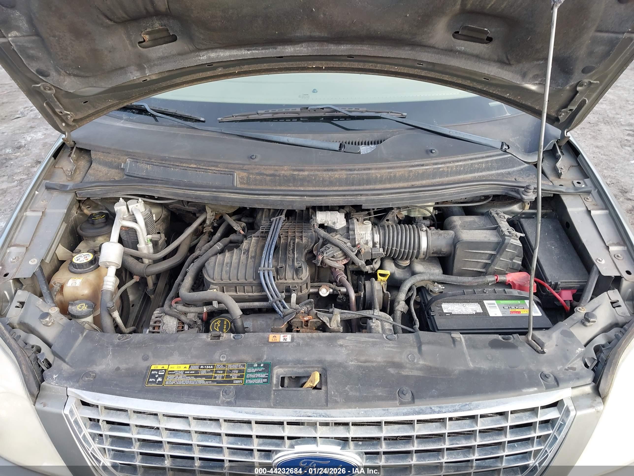 FORD FREESTAR image 10