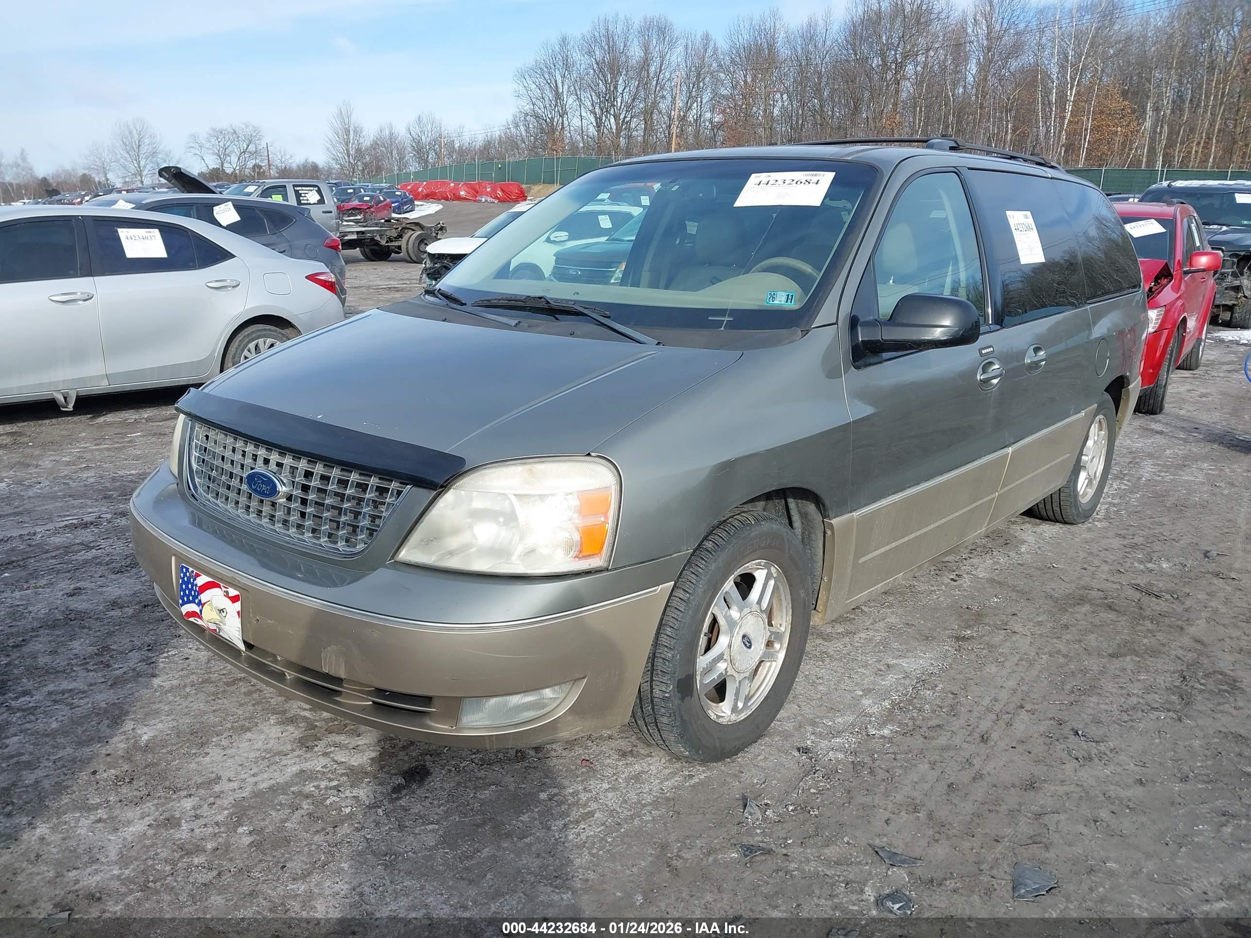 FORD FREESTAR image 6