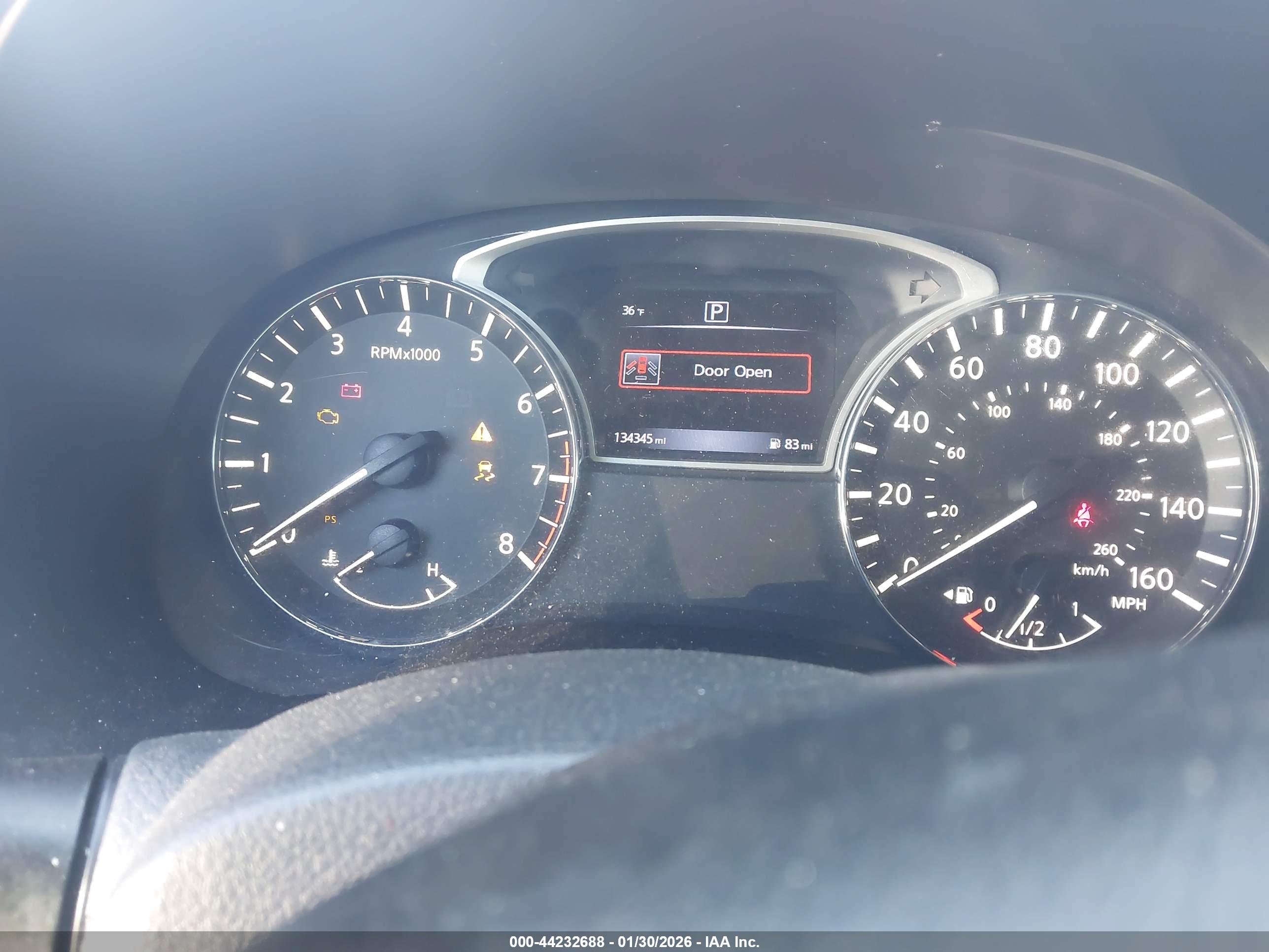 NISSAN PATHFINDER image 7