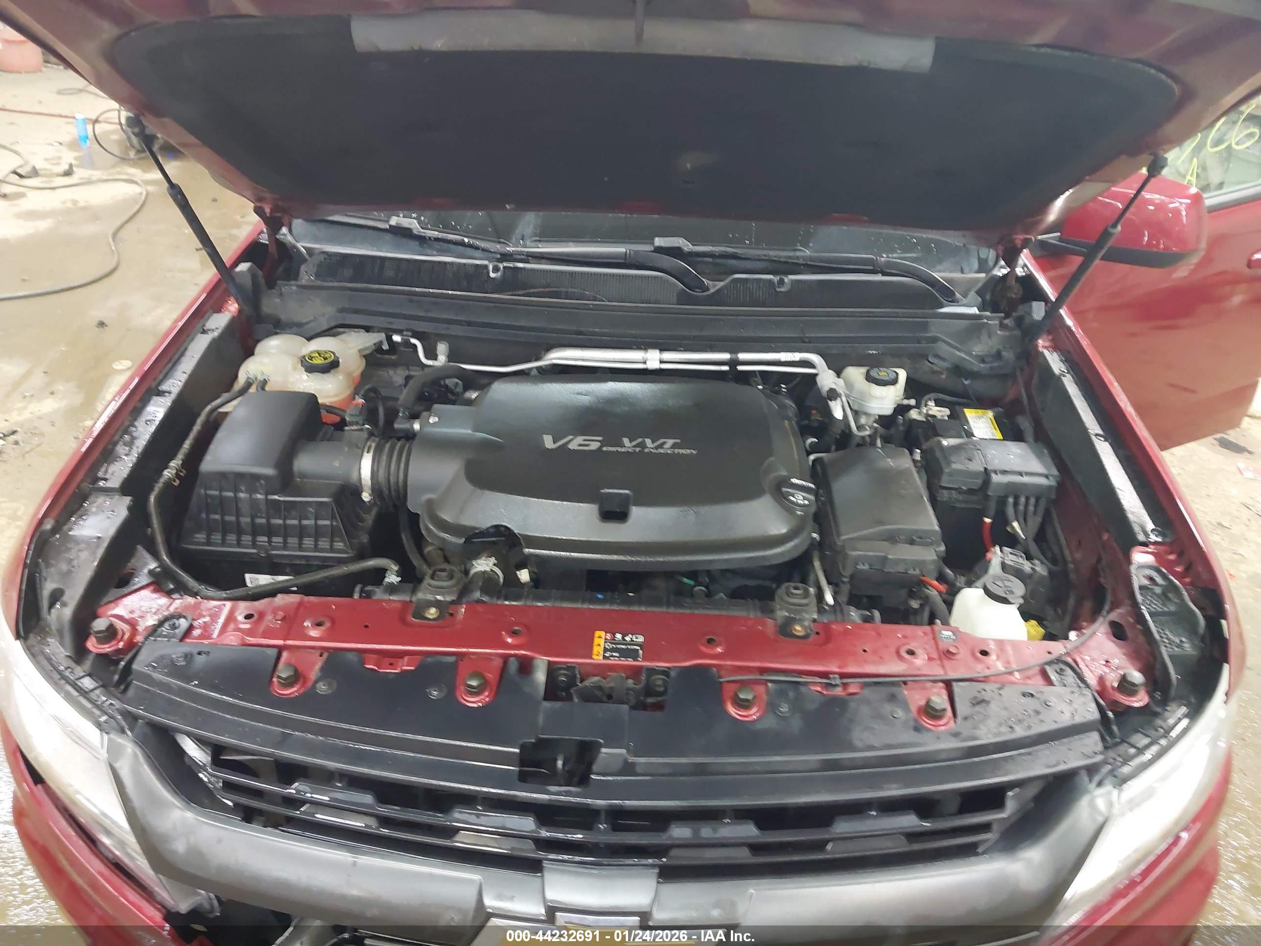 CHEVROLET COLORADO image 10
