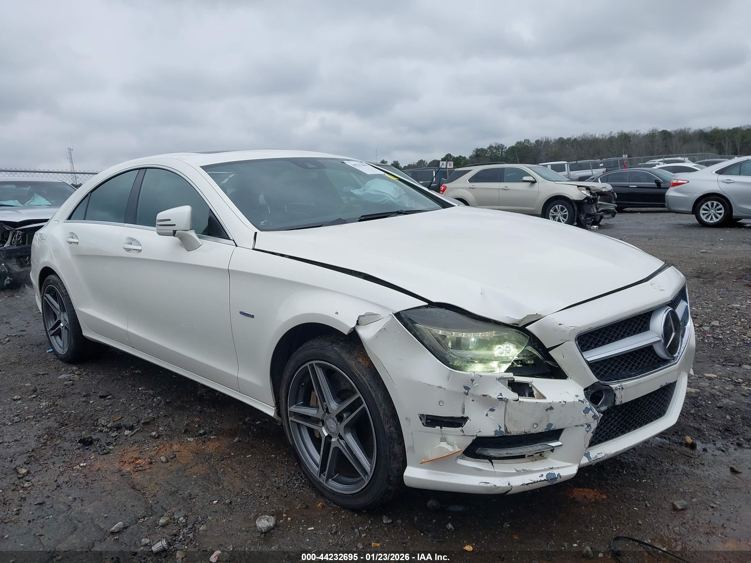 MERCEDES-BENZ CLS image 6