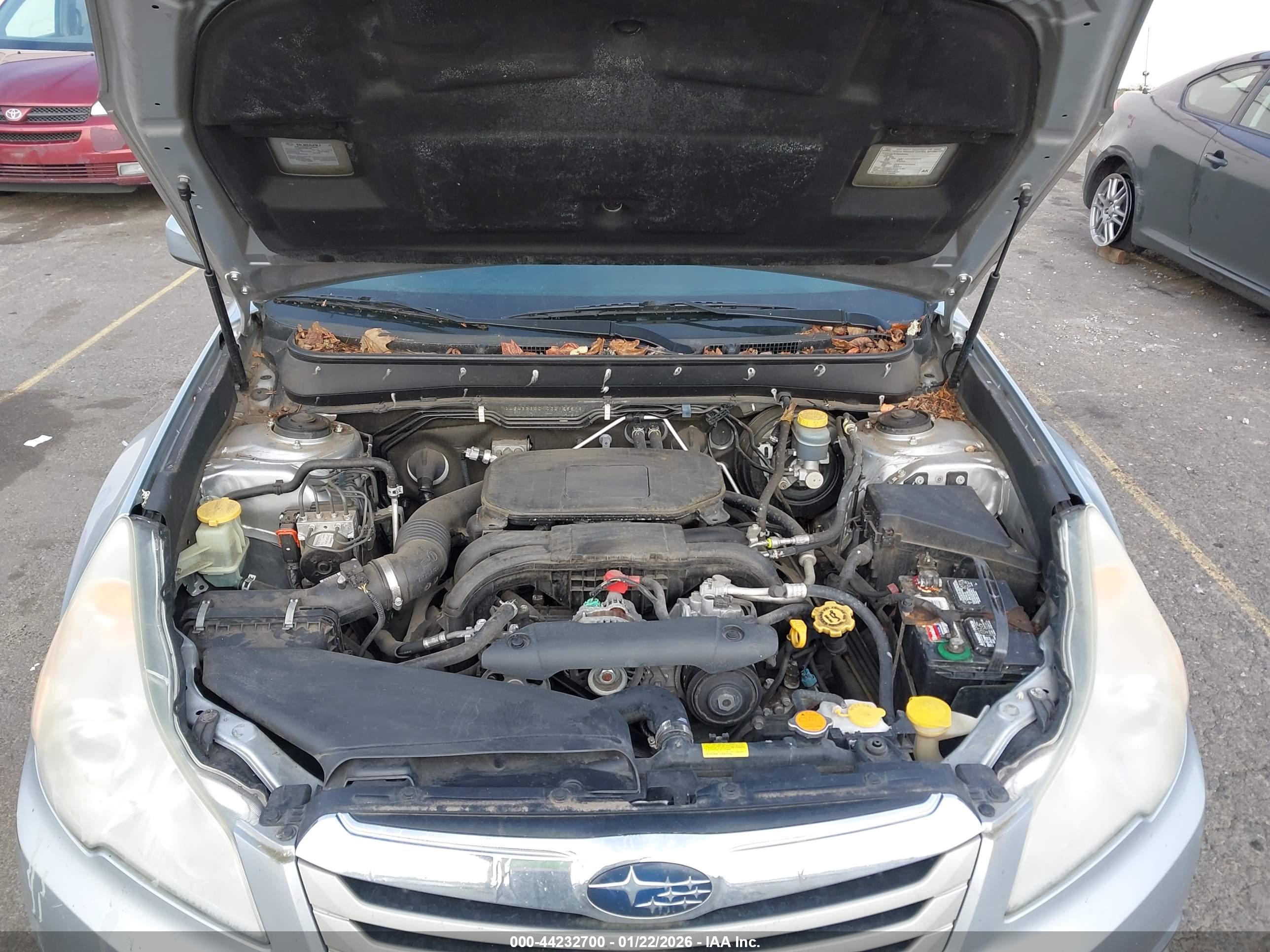 SUBARU OUTBACK image 10