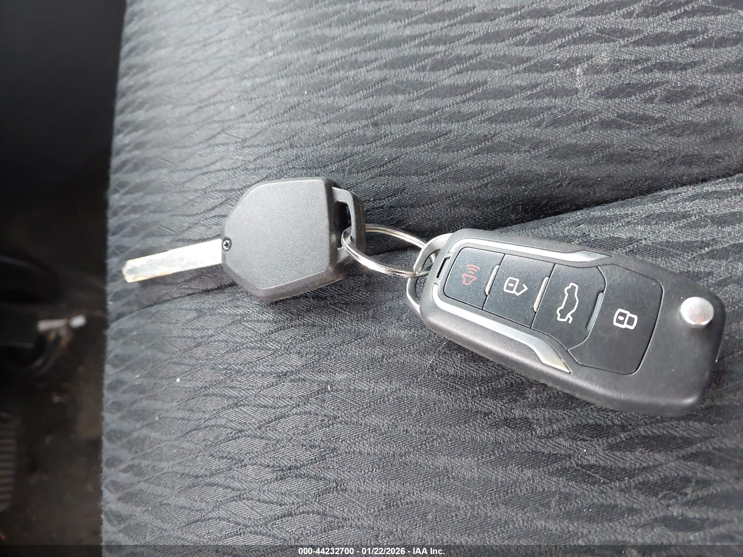 SUBARU OUTBACK image 11