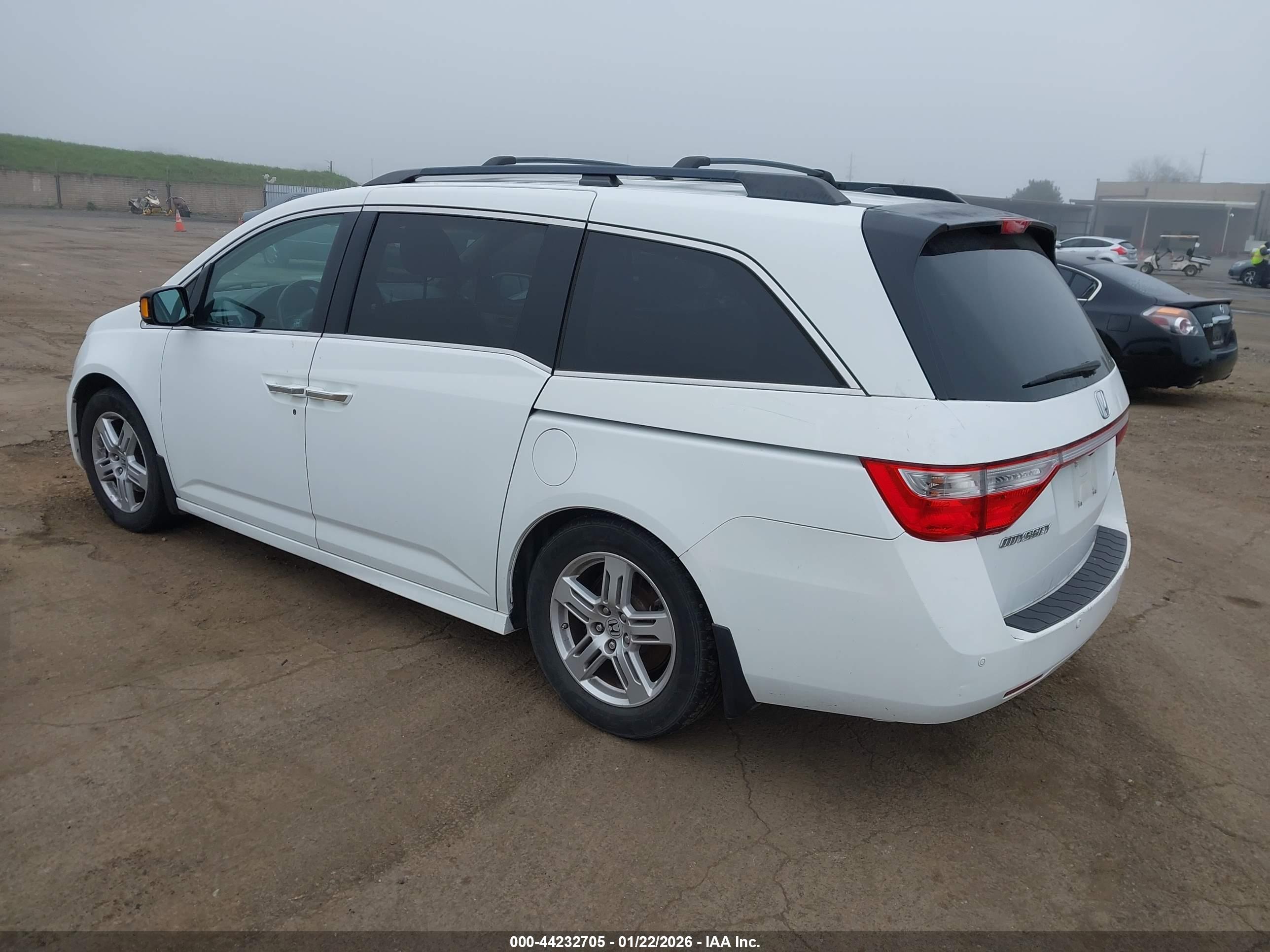 HONDA ODYSSEY image 3