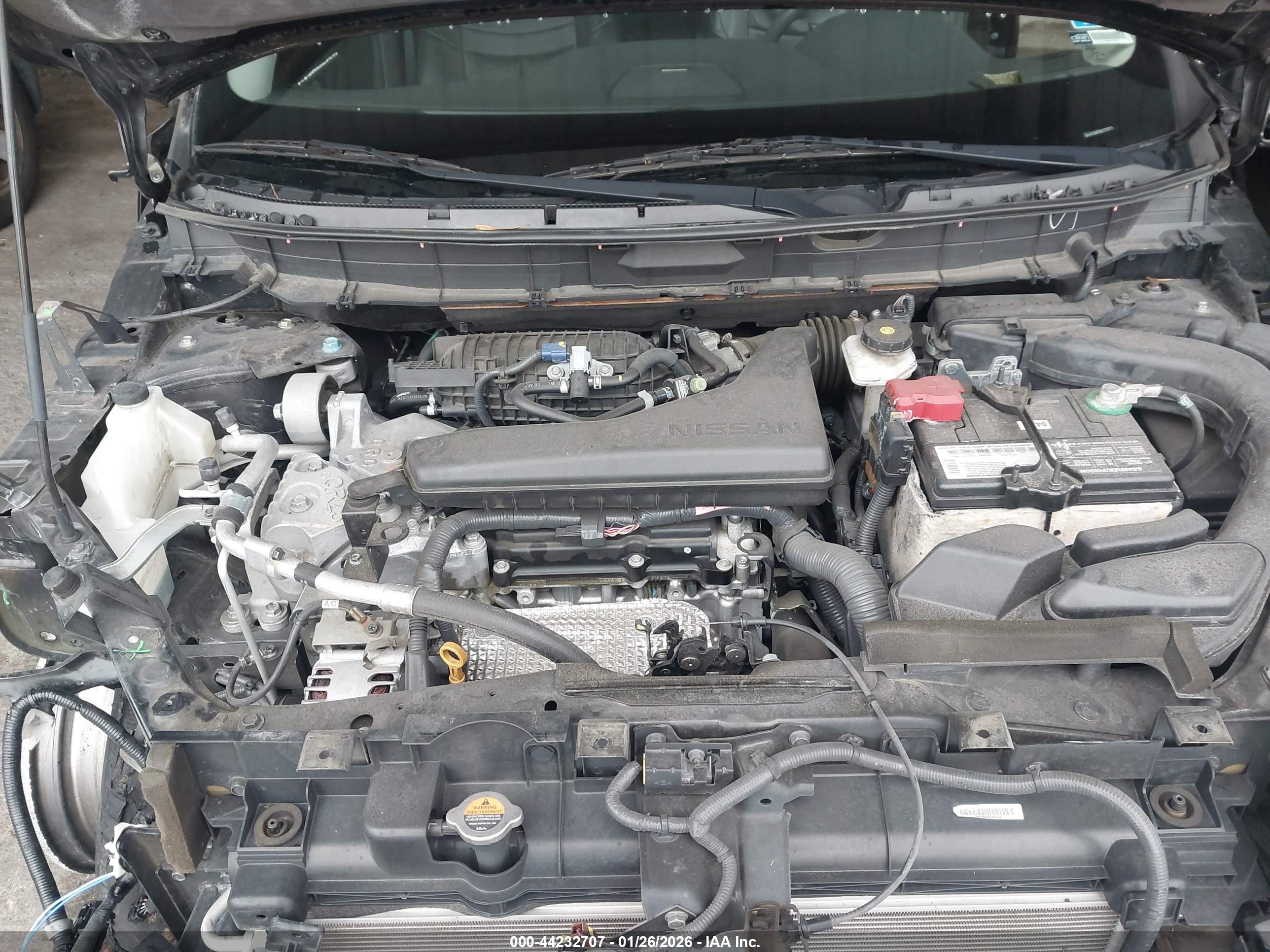 NISSAN ROGUE image 10