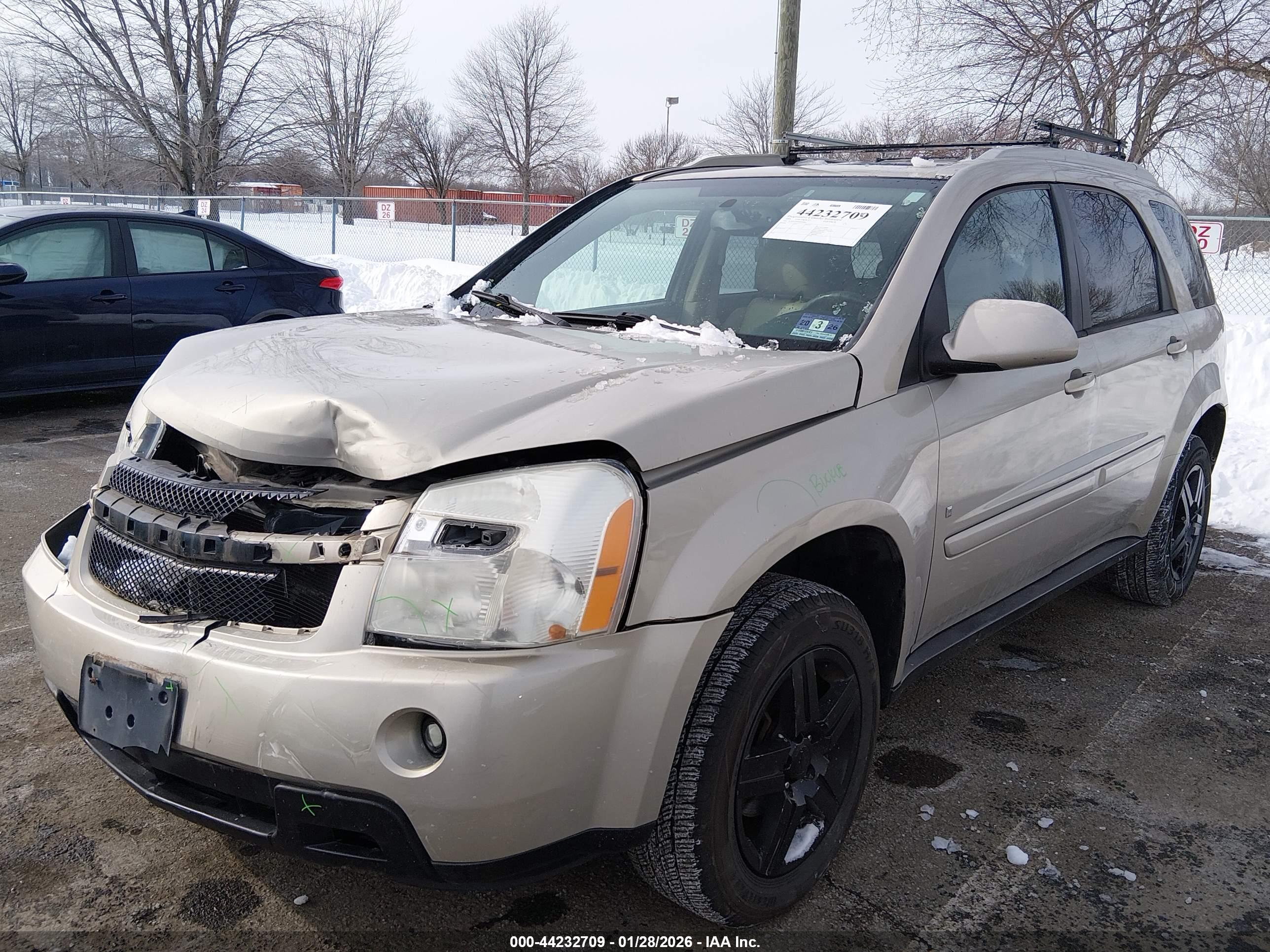 CHEVROLET EQUINOX image 2