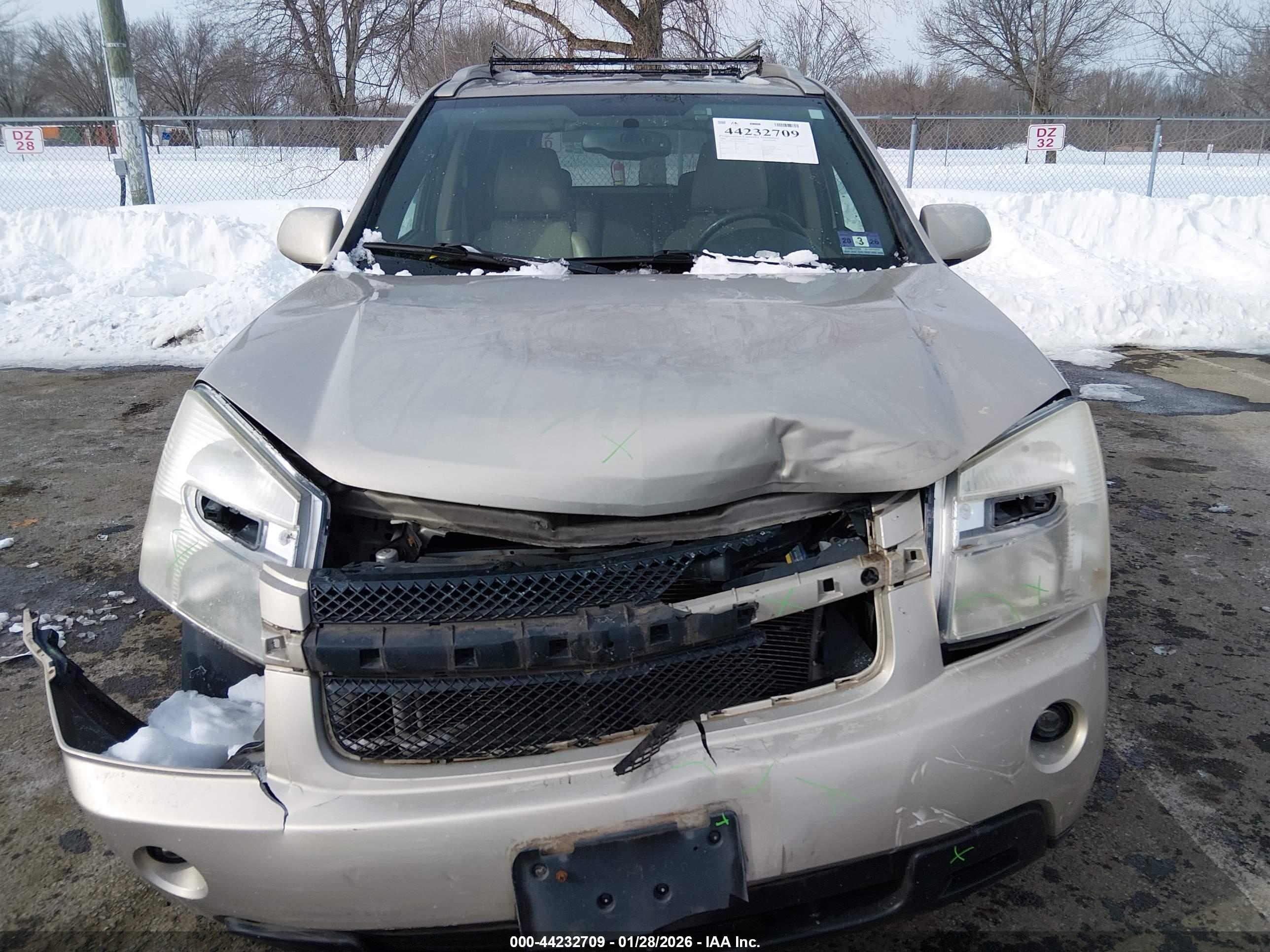 CHEVROLET EQUINOX image 6