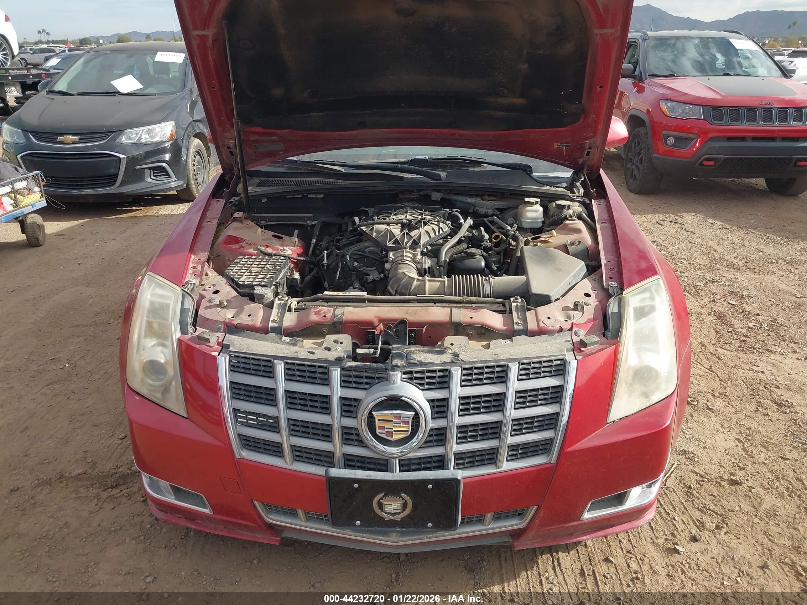 CADILLAC CTS image 10